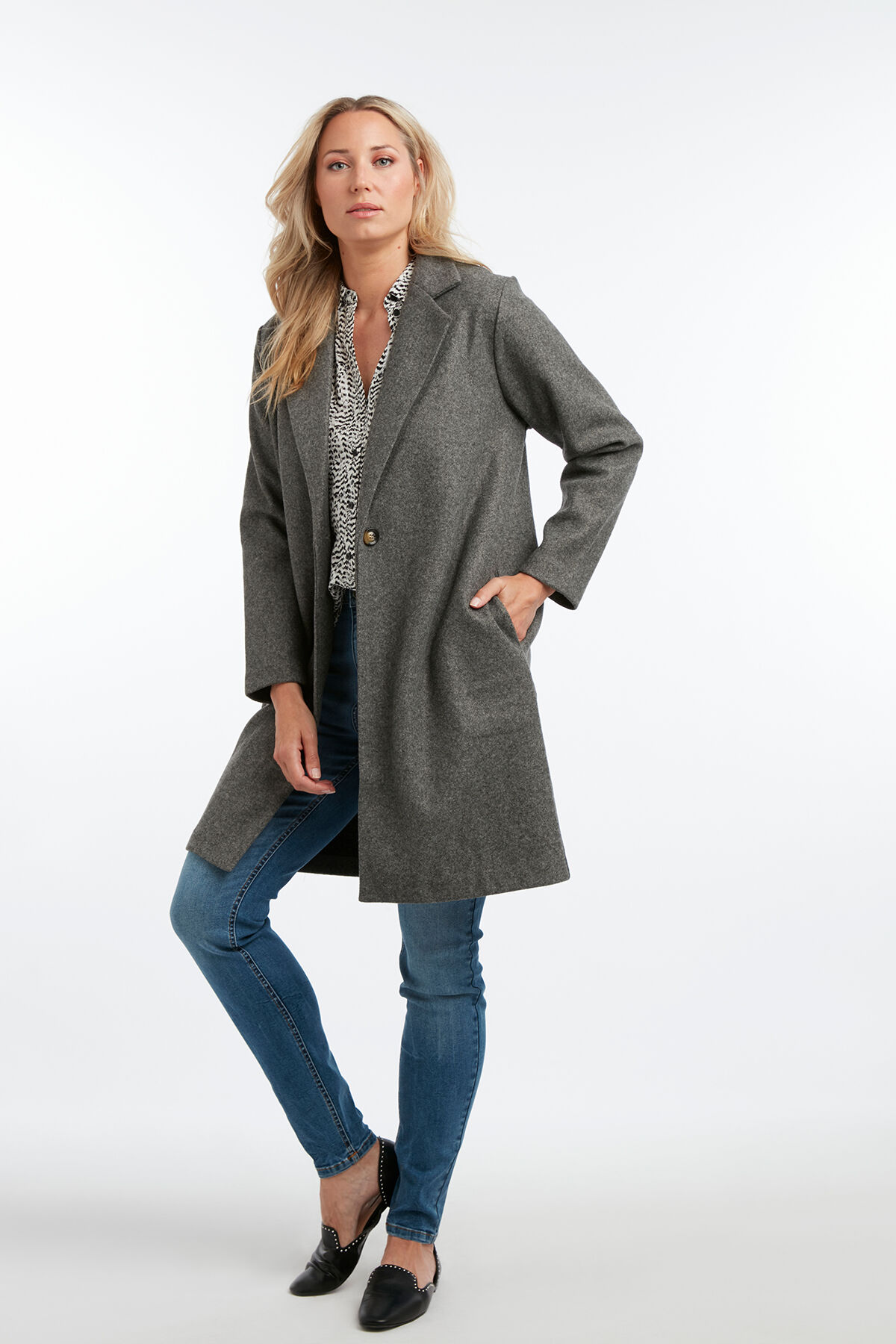 City-Mantel image number 4