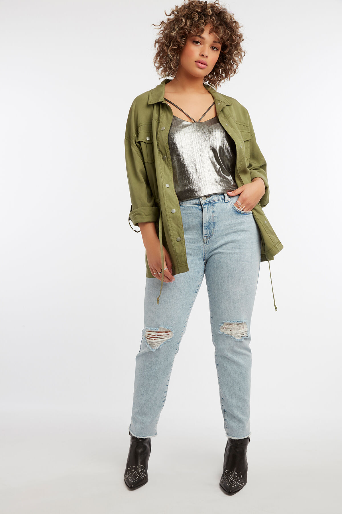 Gl&auml;nzendes Top mit &uuml;berkreuzten Tr&auml;gern image number 5