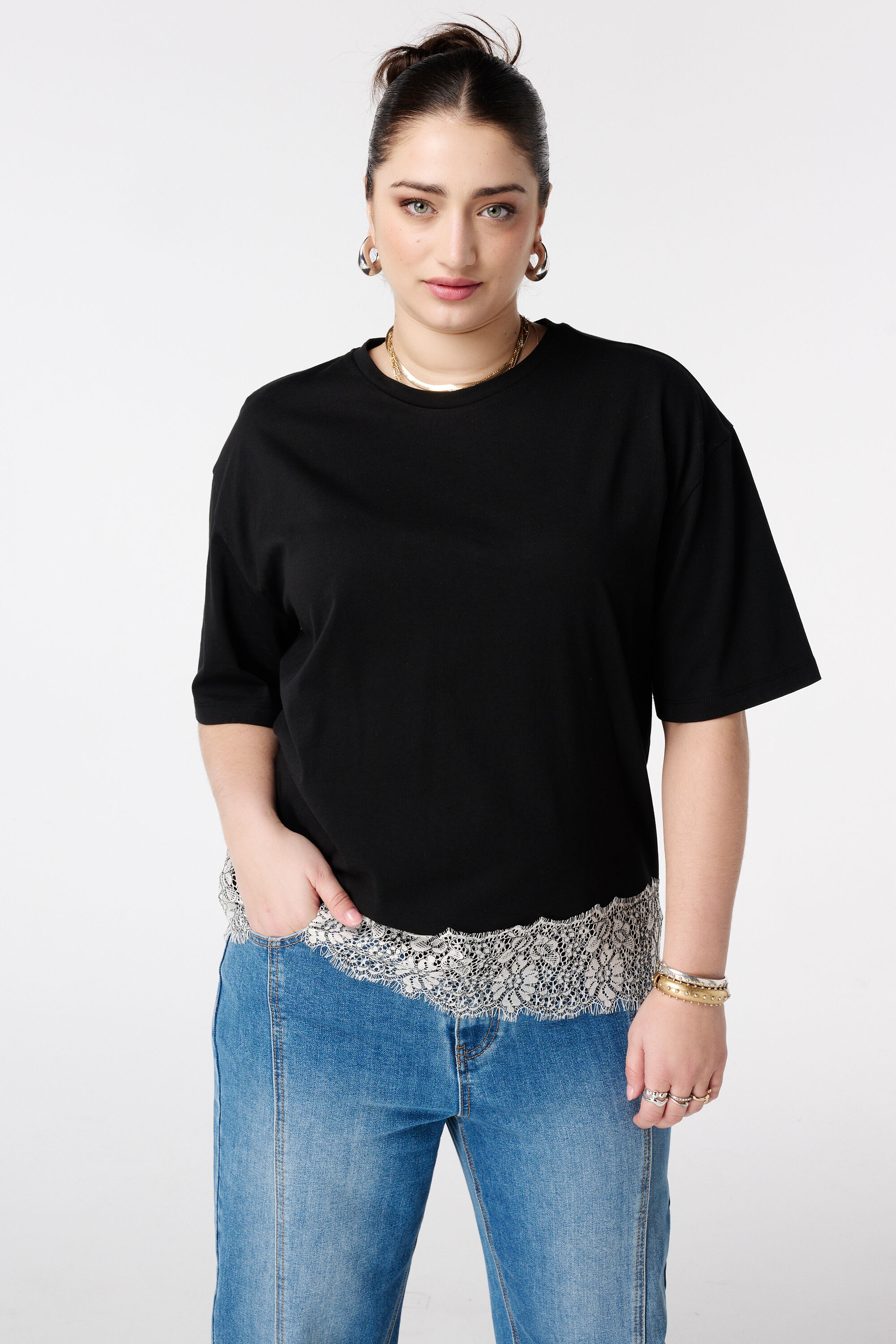 Oversize T-Shirt mit Spitze
