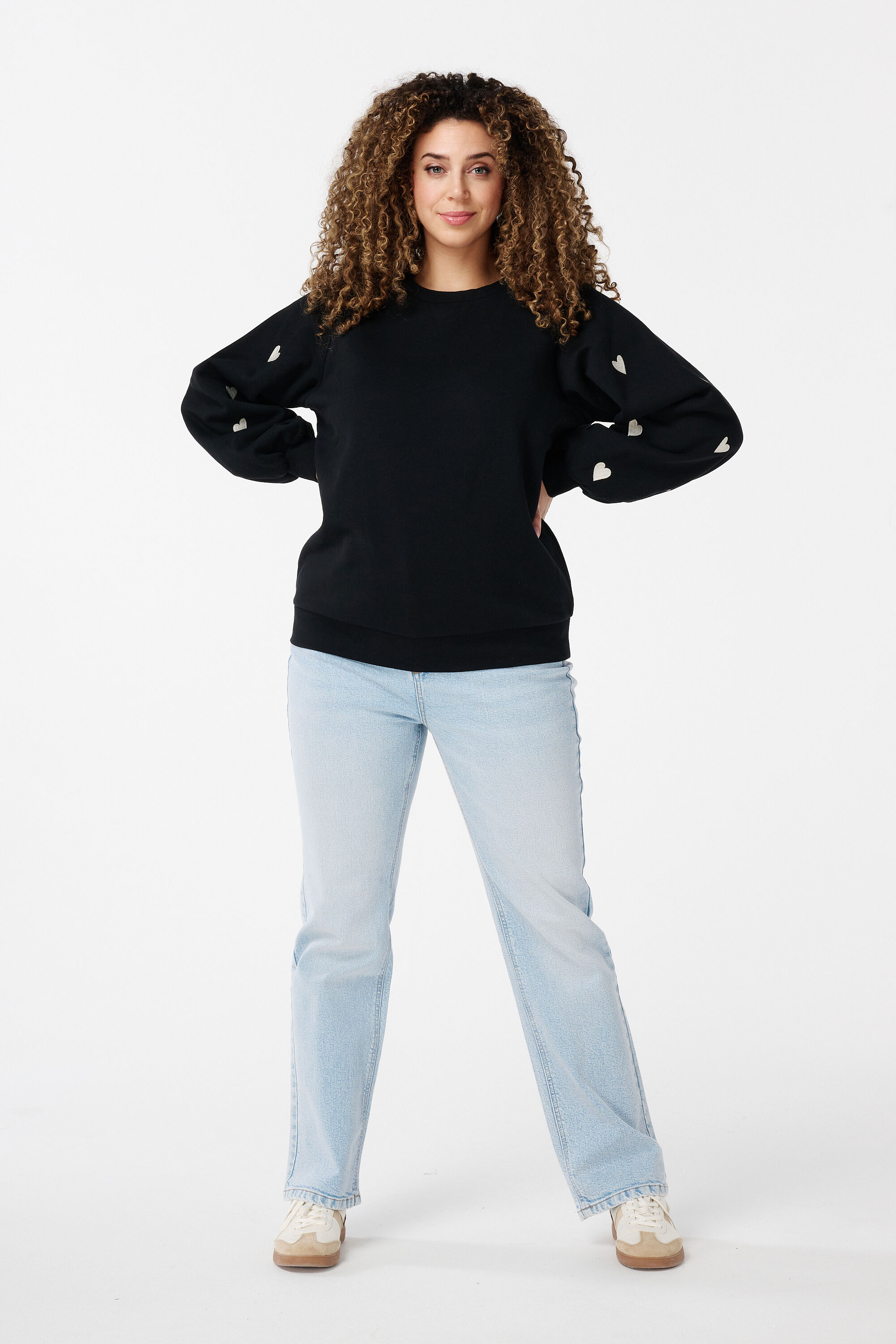 Pullover mit Herzmuster image number 5