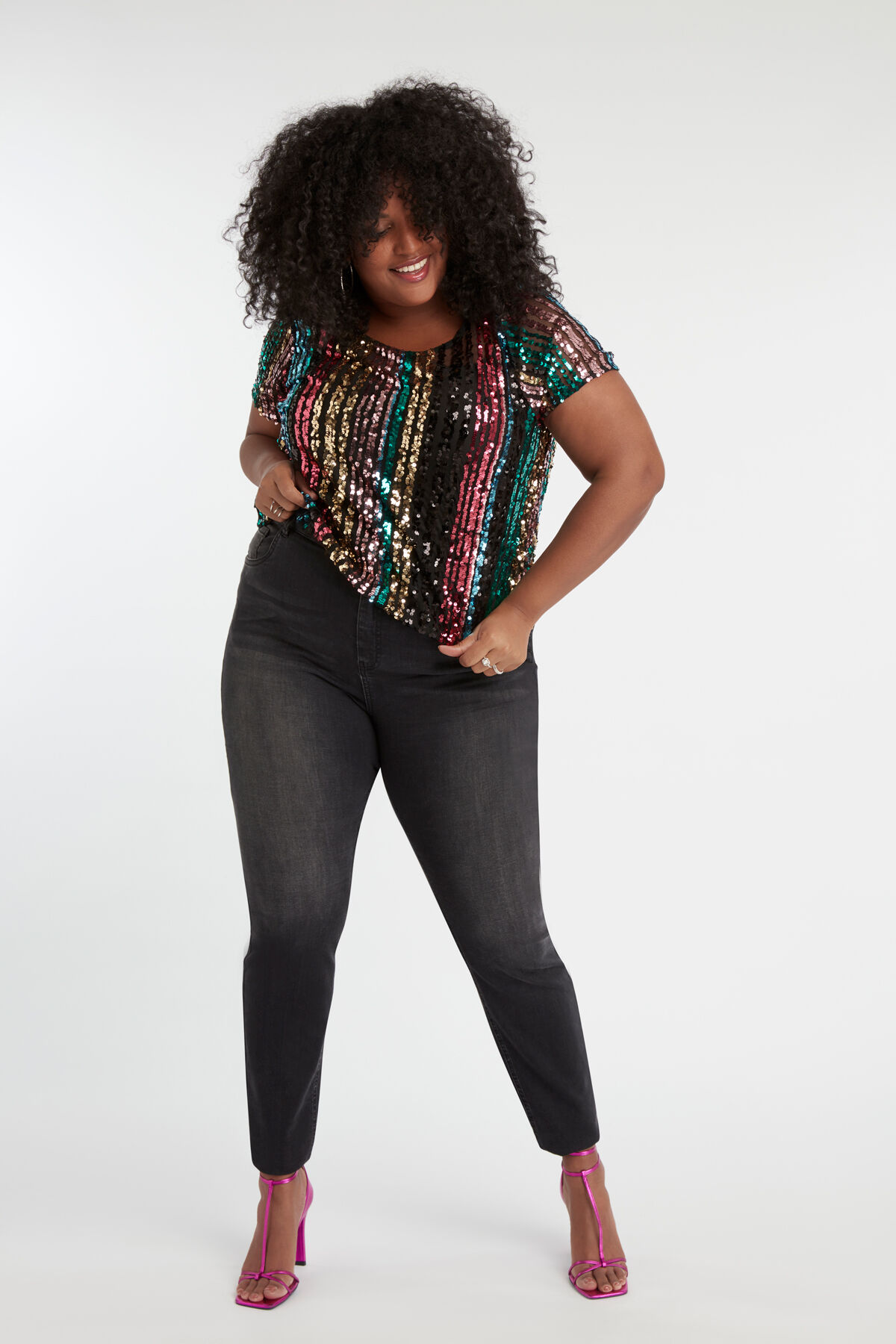 Pailletten-Top im Cropped-Style image number 3