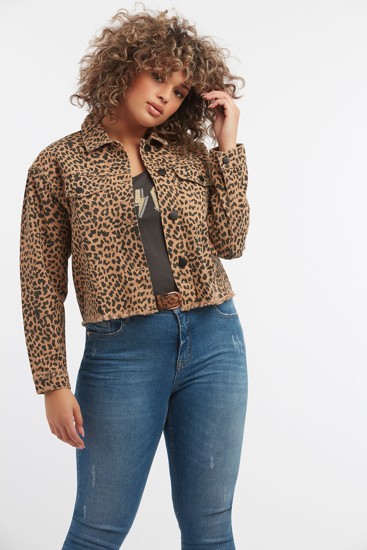 Kurze Jacke mit Leoparden-Print image number 3