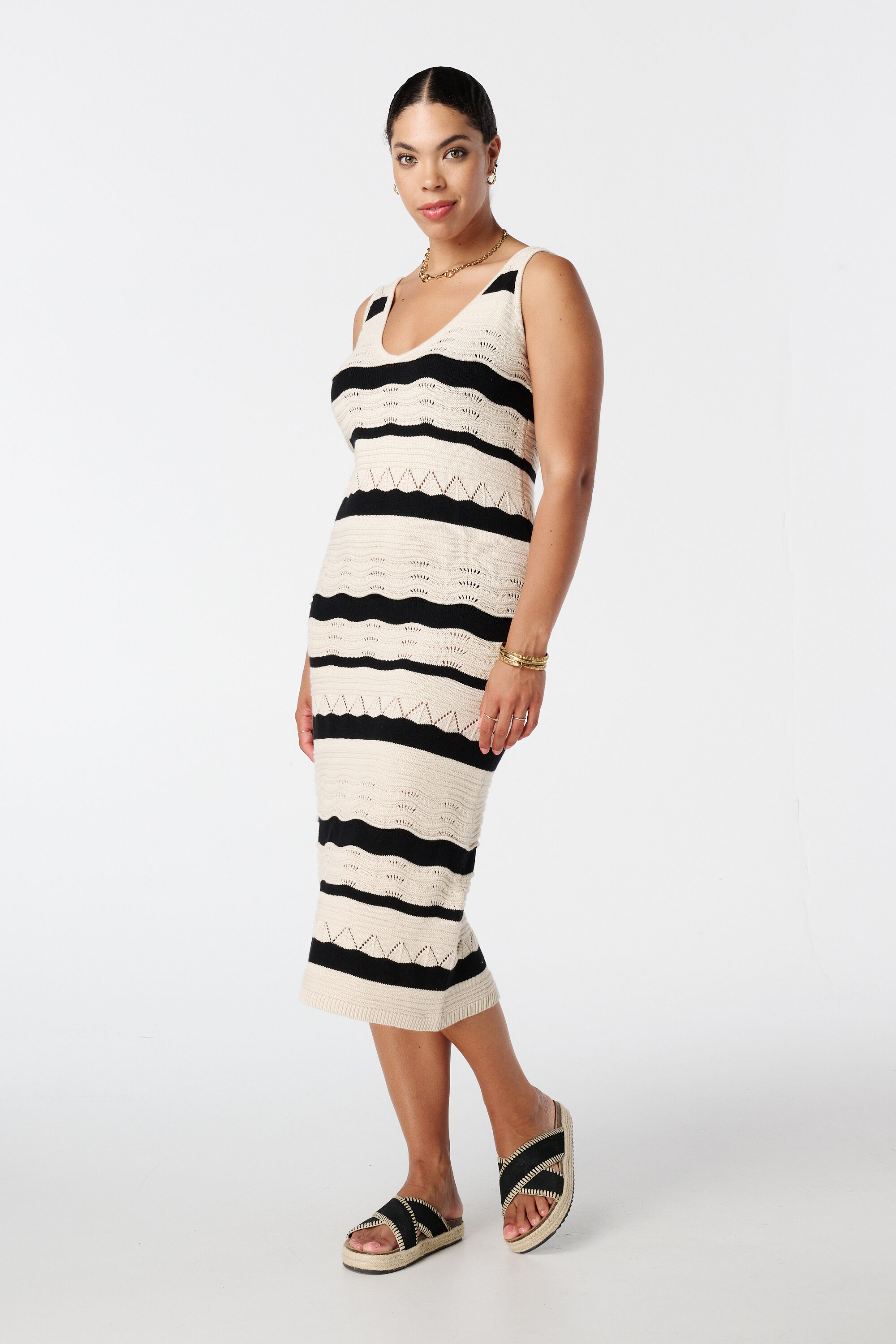 Geh&auml;keltes Kleid mit Streifen image number 5