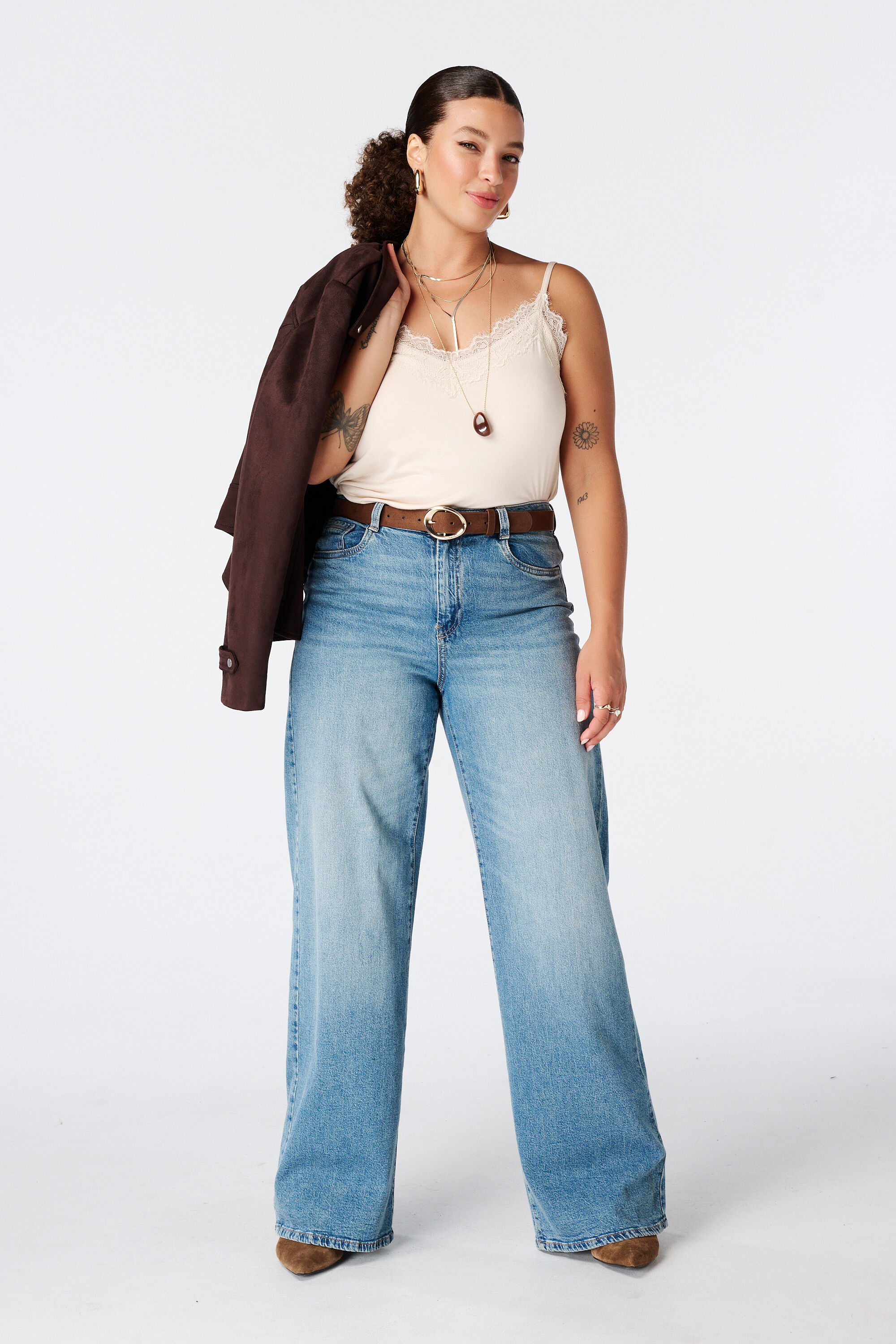 Weite Jeans mit hoher Taille
