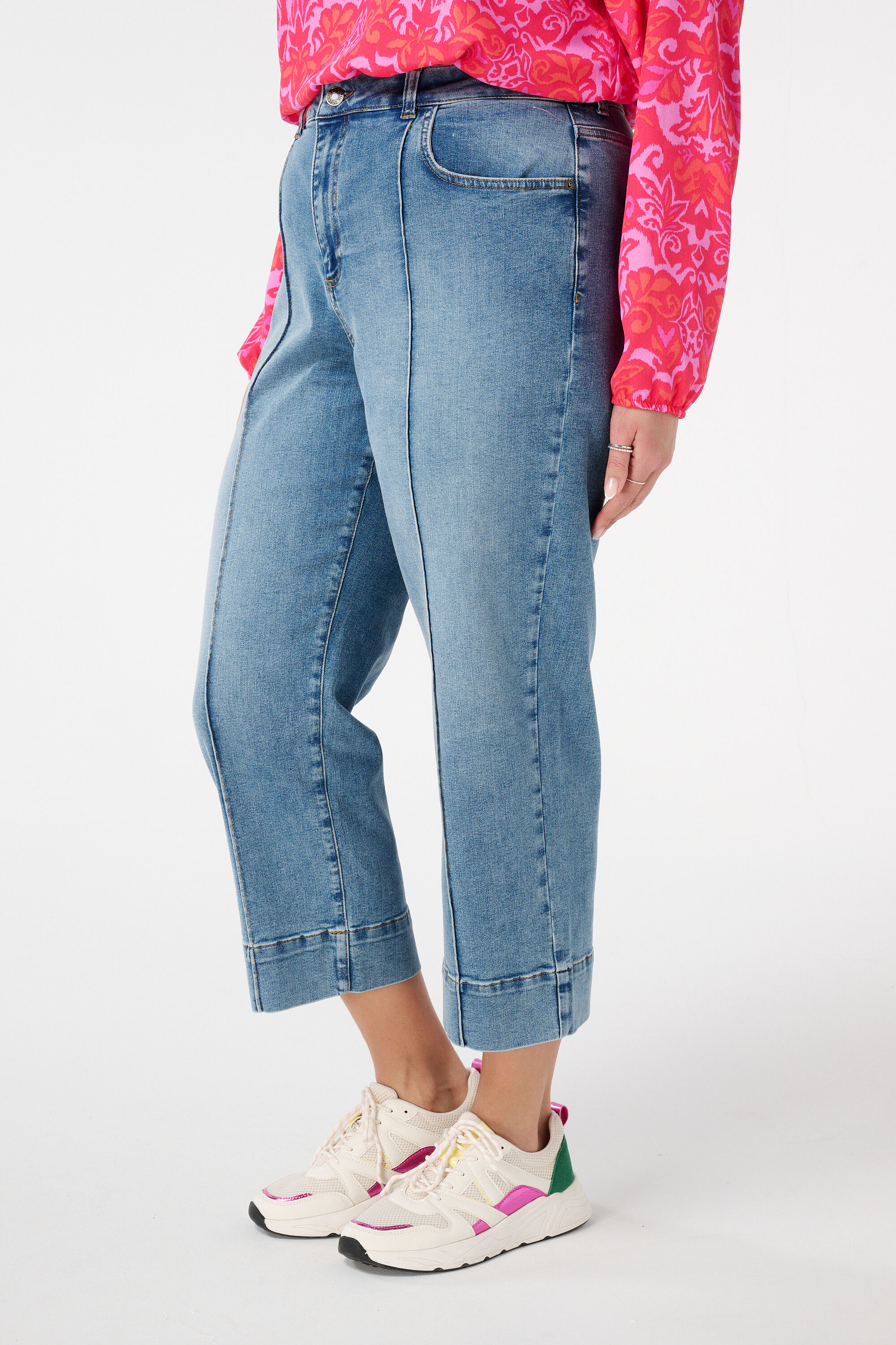 Straight-Leg Jeans mit Ziern&auml;hten image number 5