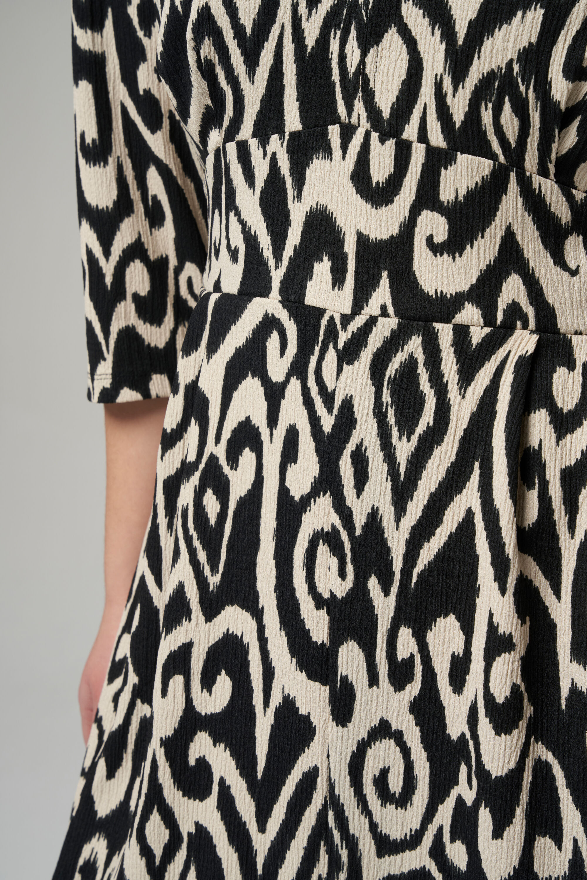 Midikleid mit Print image number 4