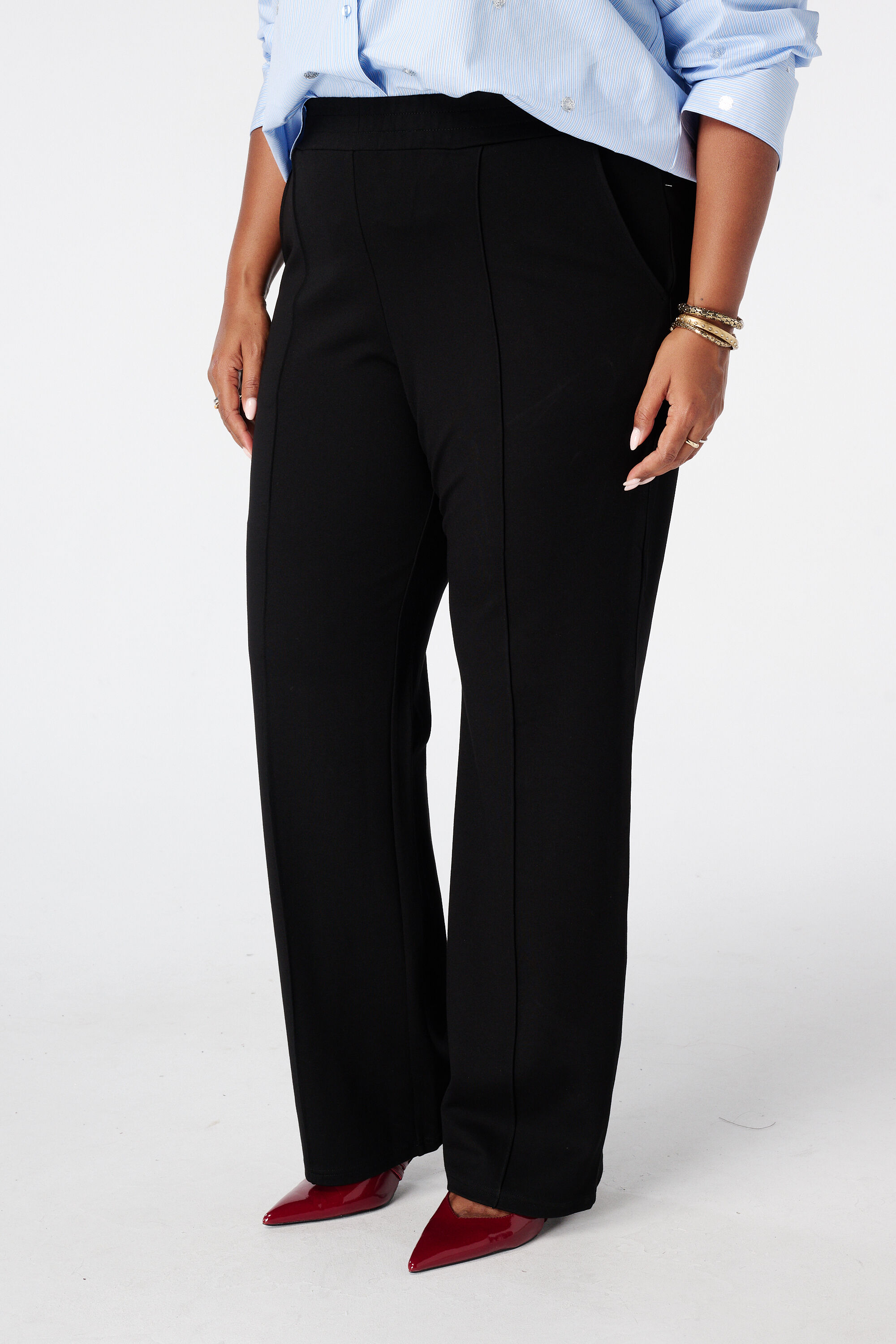 Wide Leg Stoffhose mit elastischem Bund image number 5