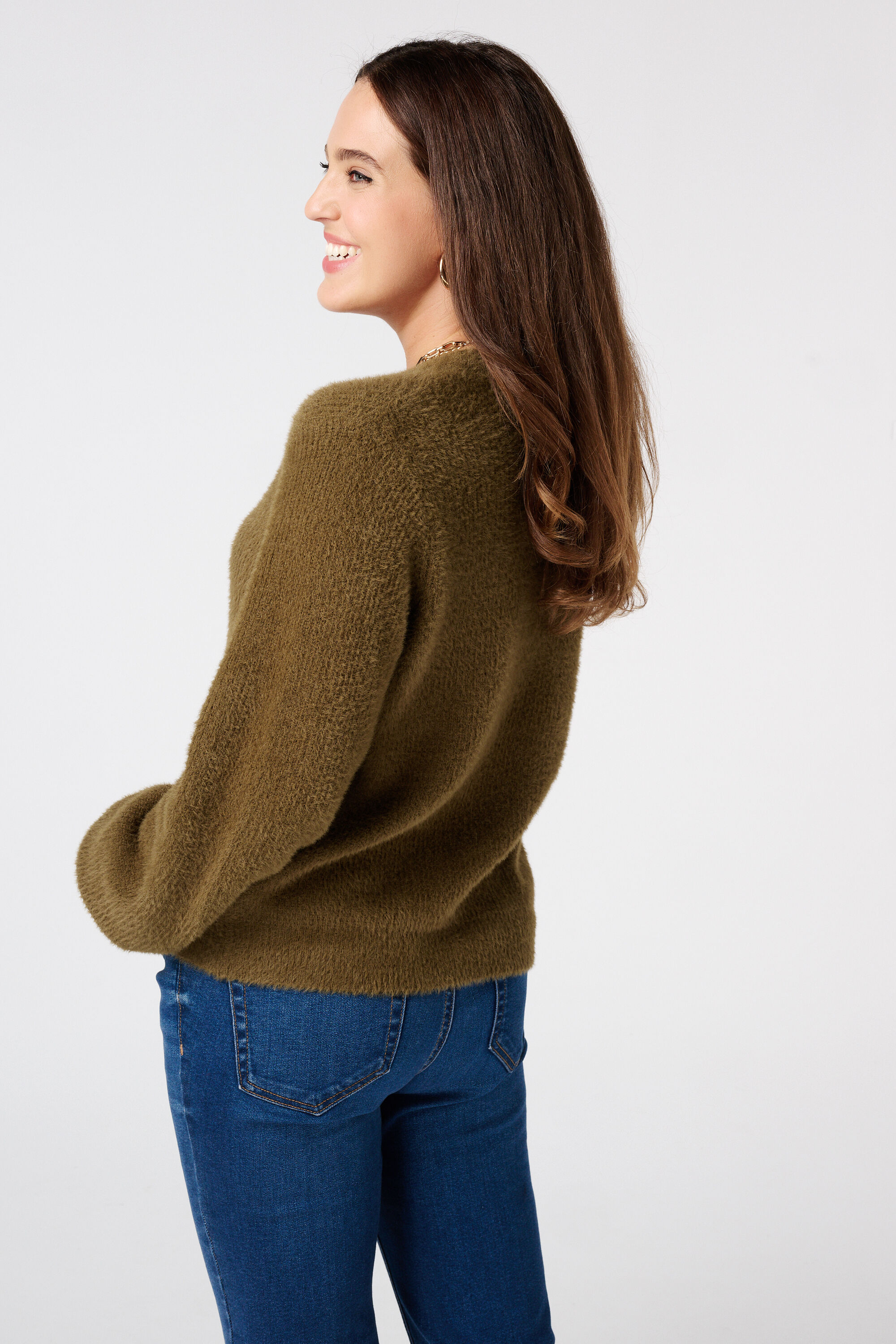 Weiche Strickjacke mit goldenen Kn&ouml;pfen image number 3