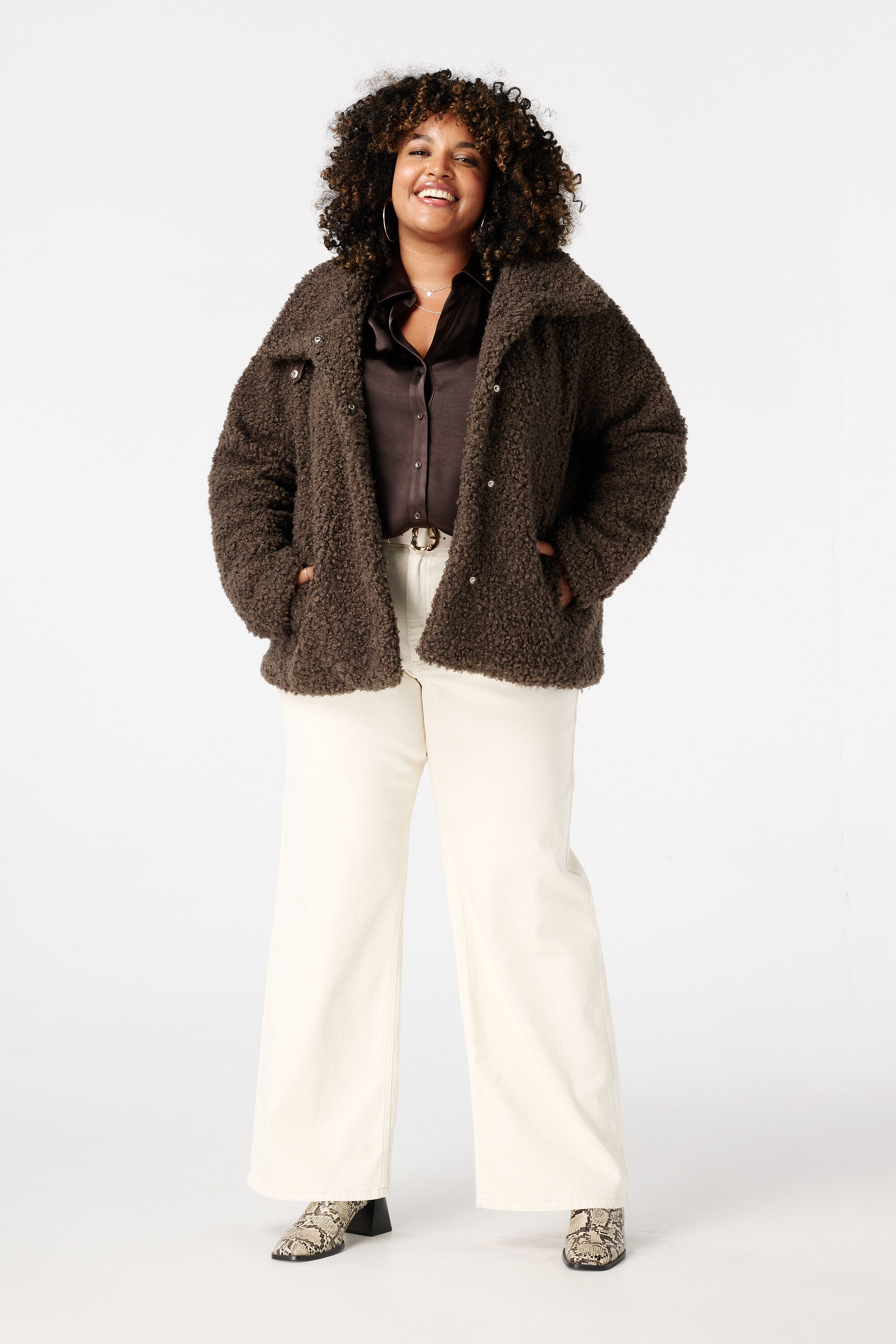 Weiche Jacke mit Druckkn&ouml;pfen image number 5