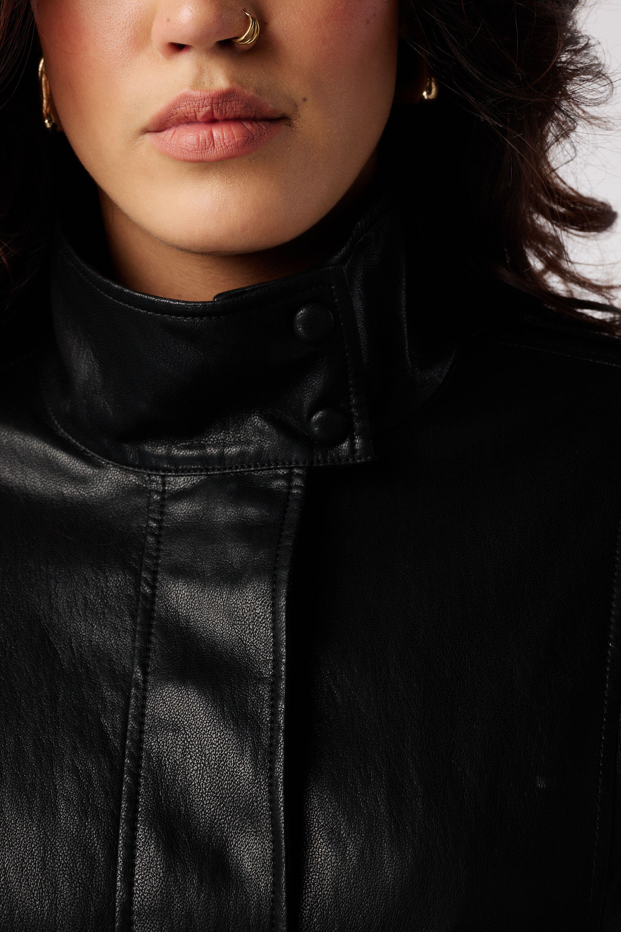Kunstlederjacke mit hohem Kragen image number 6