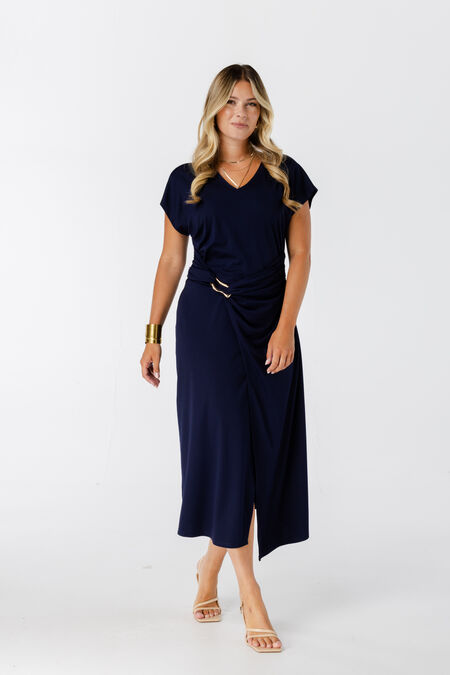 Wickelkleid mit goldenen Verzierungen  Wickelkleid mit goldenen Verzierungen