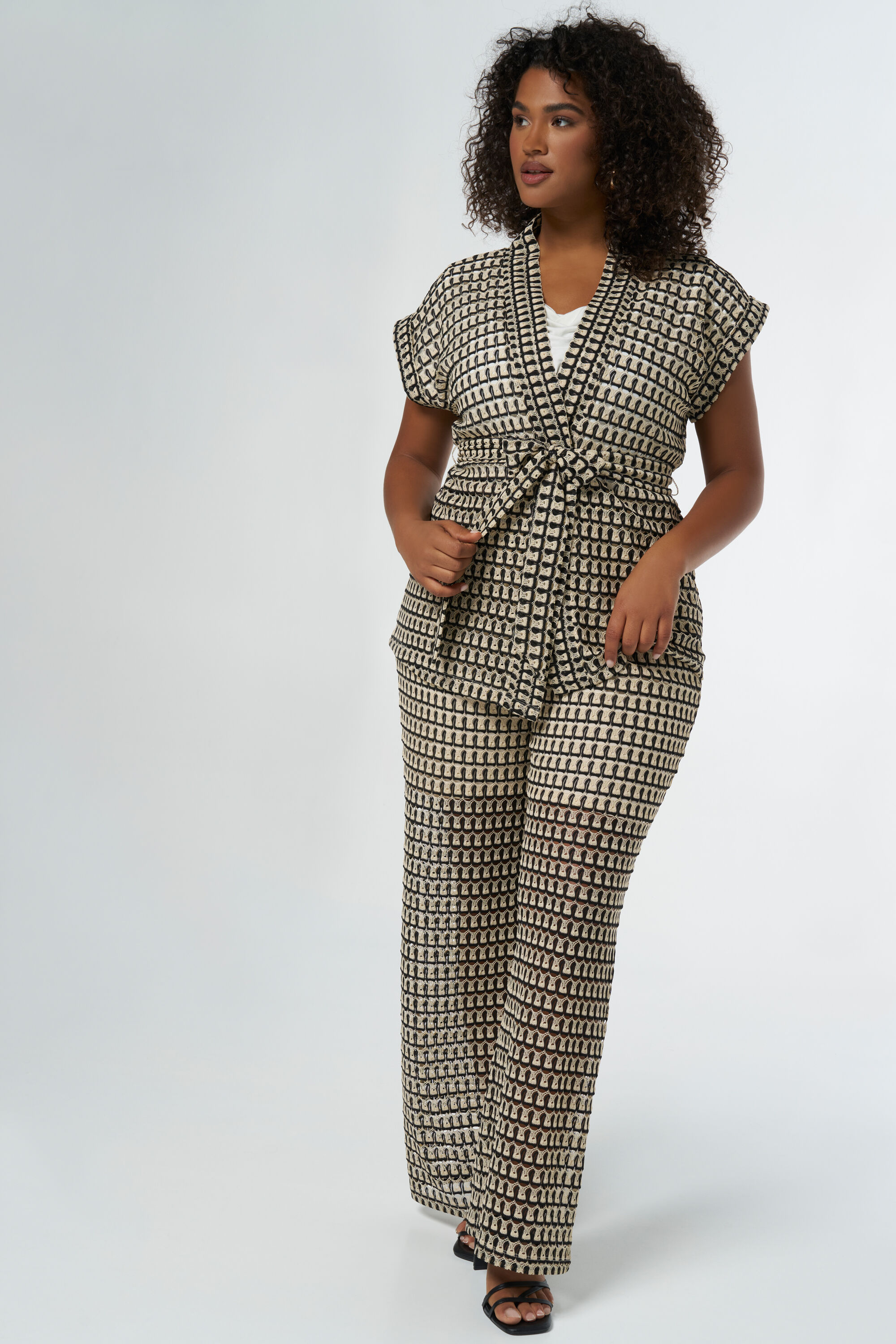 Geh&auml;kelte Weste mit G&uuml;rtel image number 5