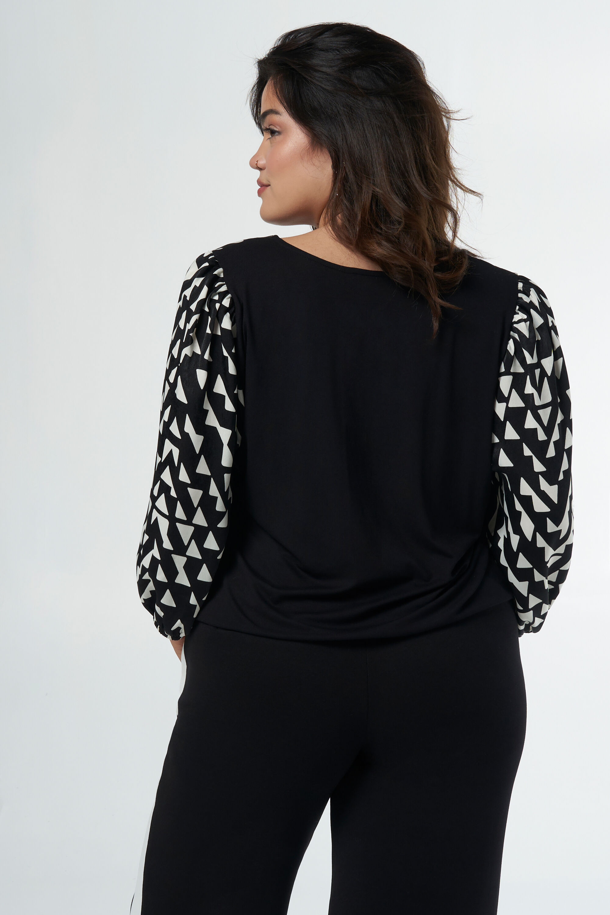 Top mit Satin-Look image number 3