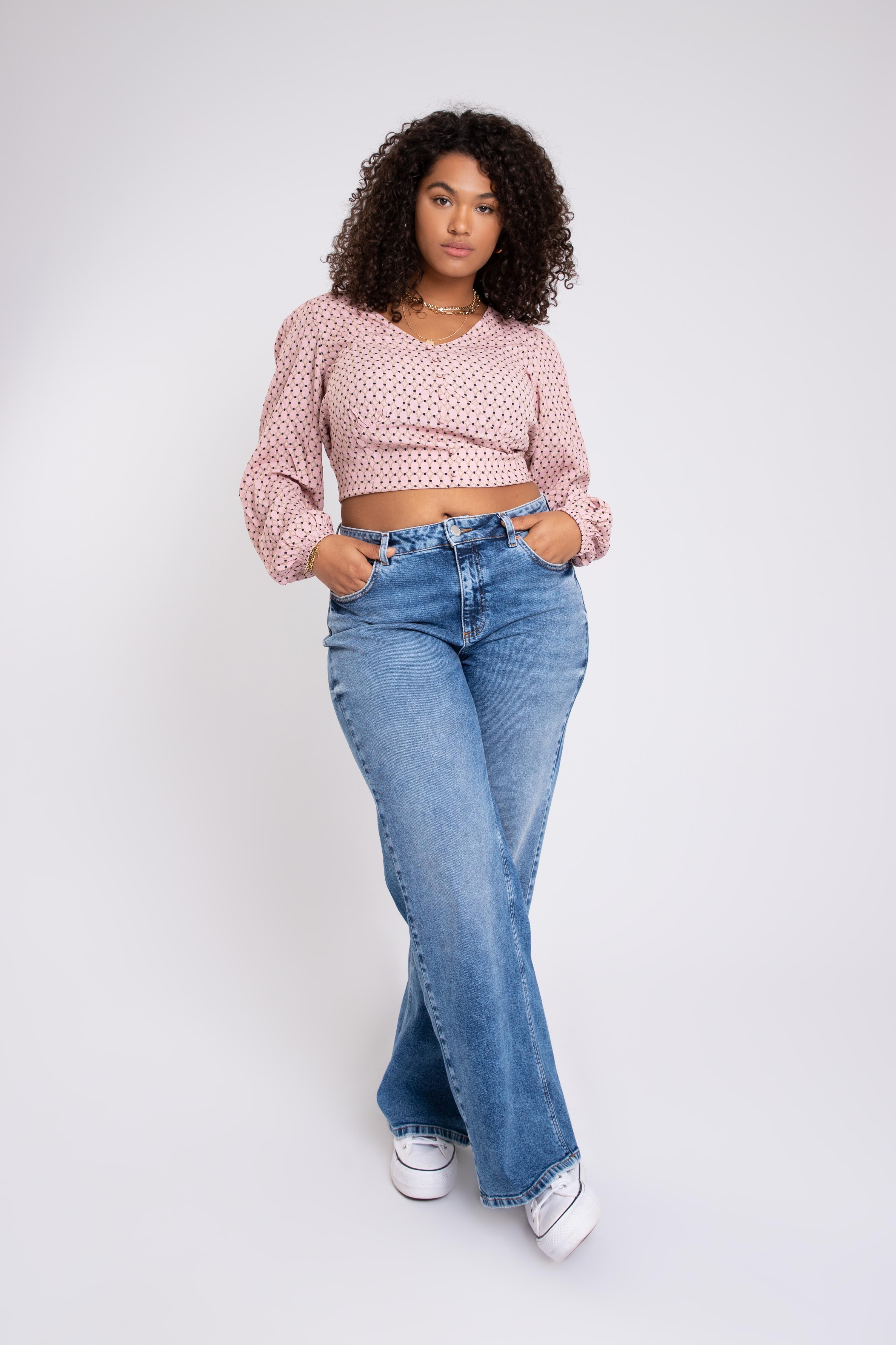 Kurz geschnittene Bluse mit Blumen-Print image number 5