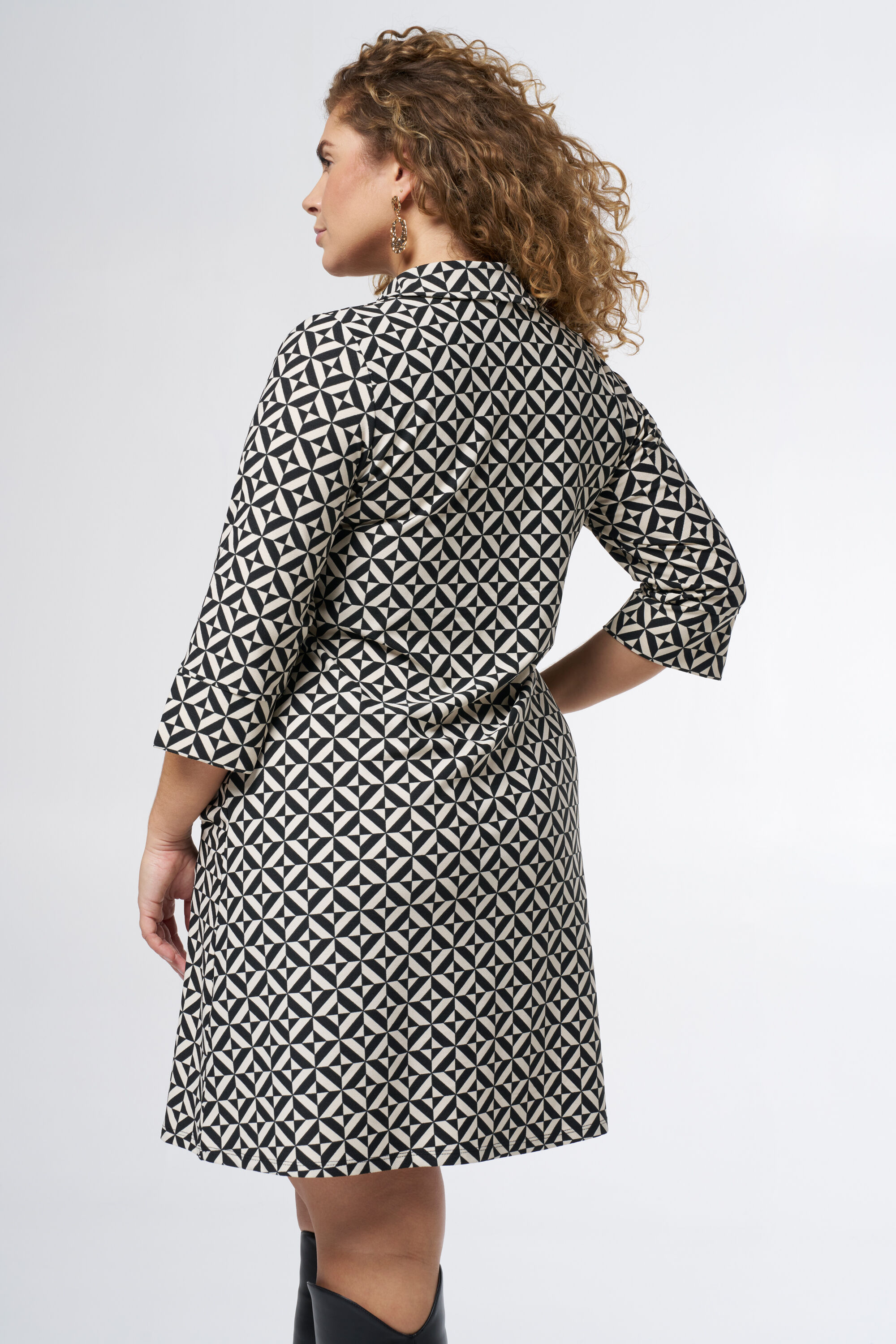 Kleid mit Kragen und Print image number 3