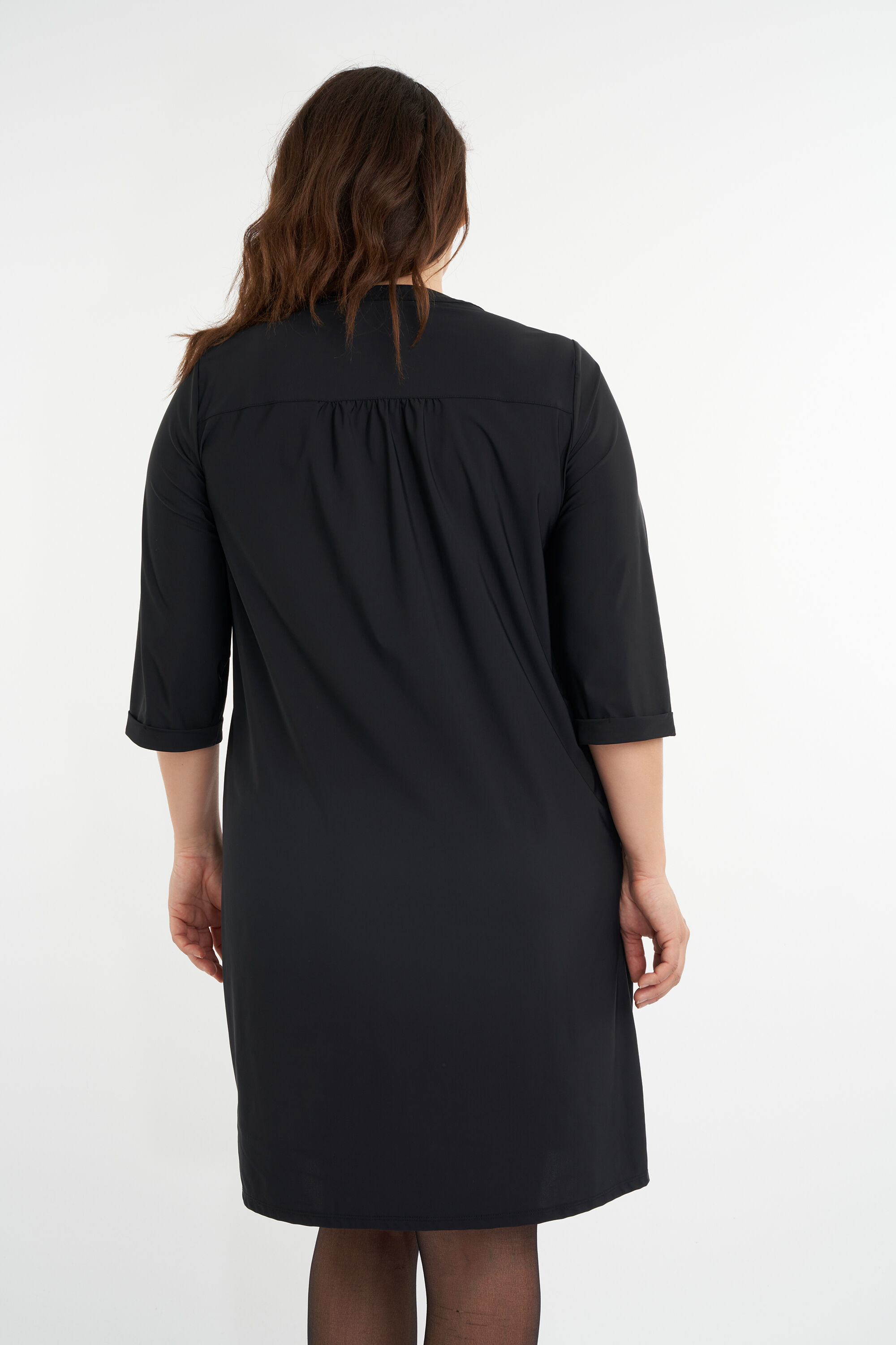 Kleid mit V-Ausschnitt image number 4