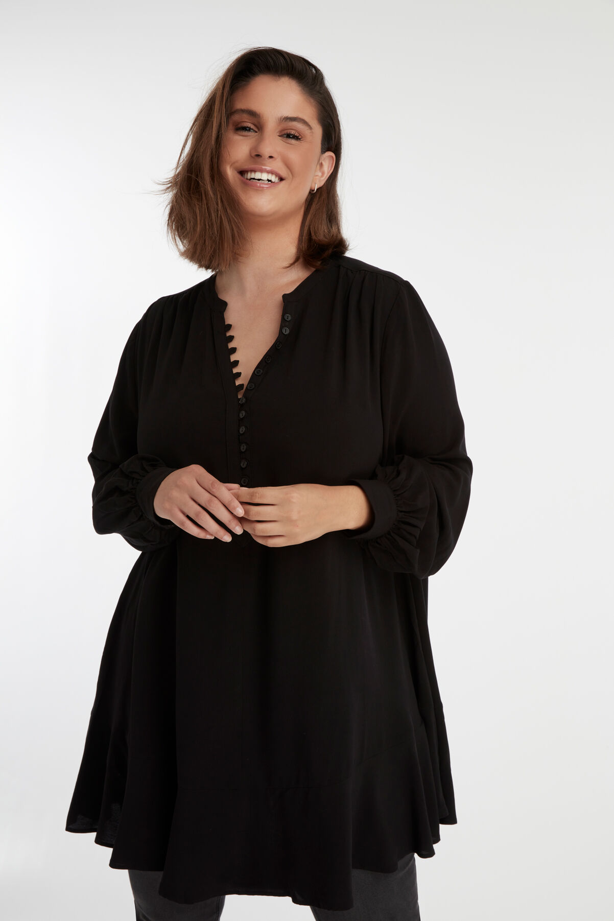 Bluse mit Kn&ouml;pfen image number 0