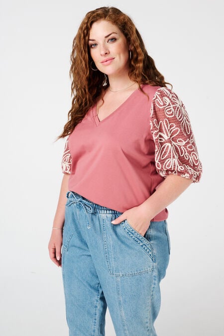 T-Shirt mit bestickten Ärmeln T-Shirt mit bestickten Ärmeln