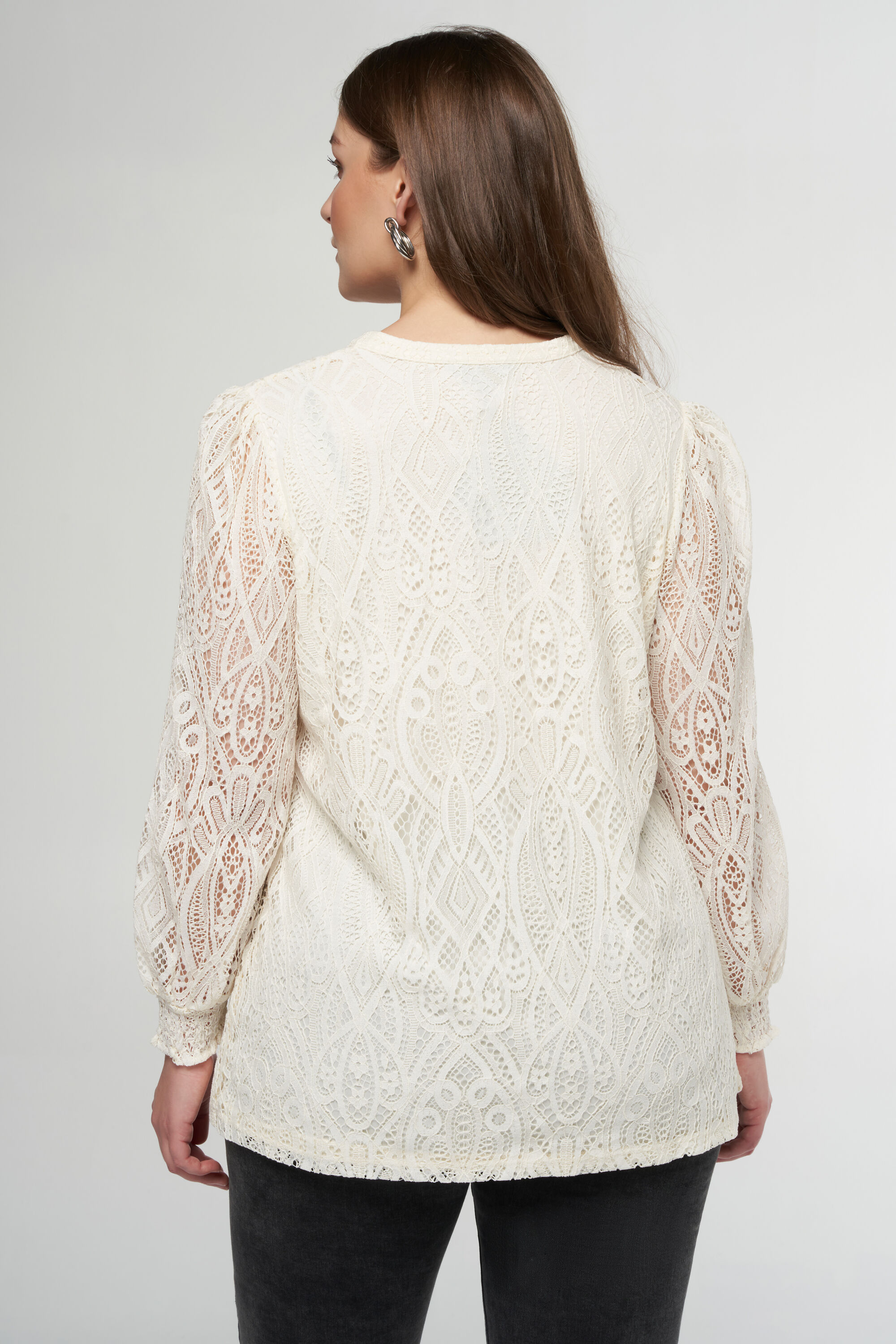 Top mit Spitze und durchsichtigen &Auml;rmeln image number 3