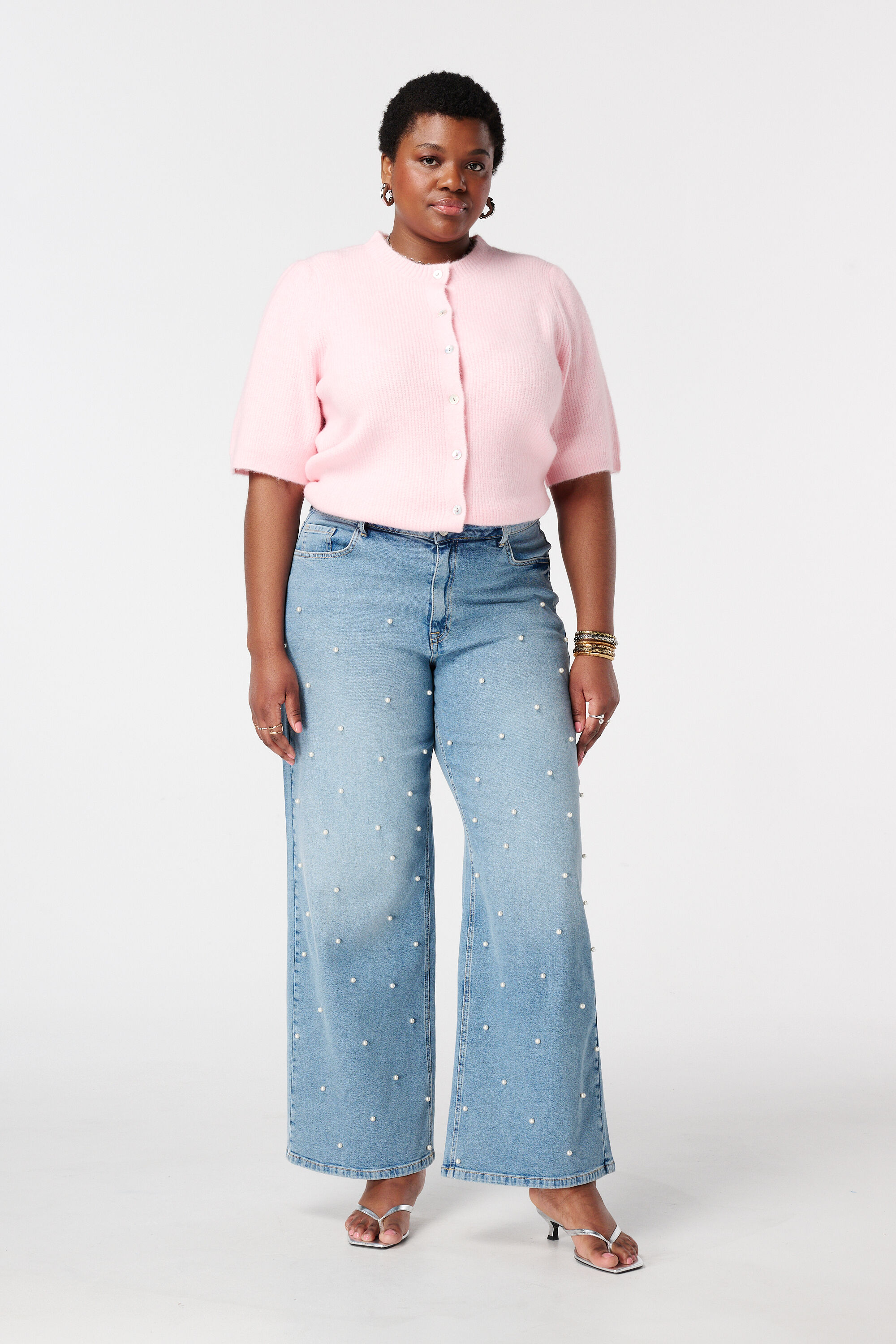 Wide Leg Jeans mit Perlen
