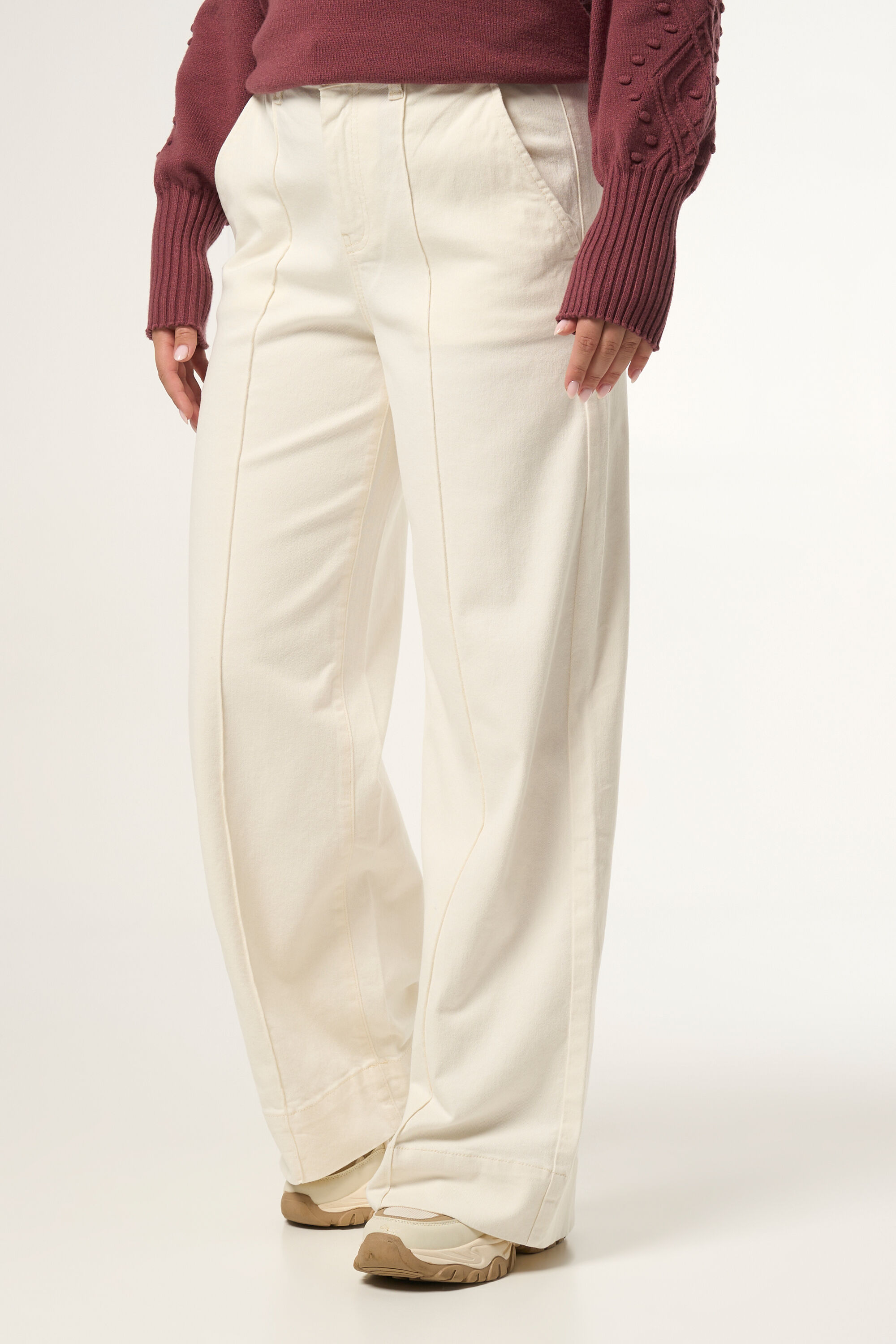 Jeans mit weitem Bein image number 5