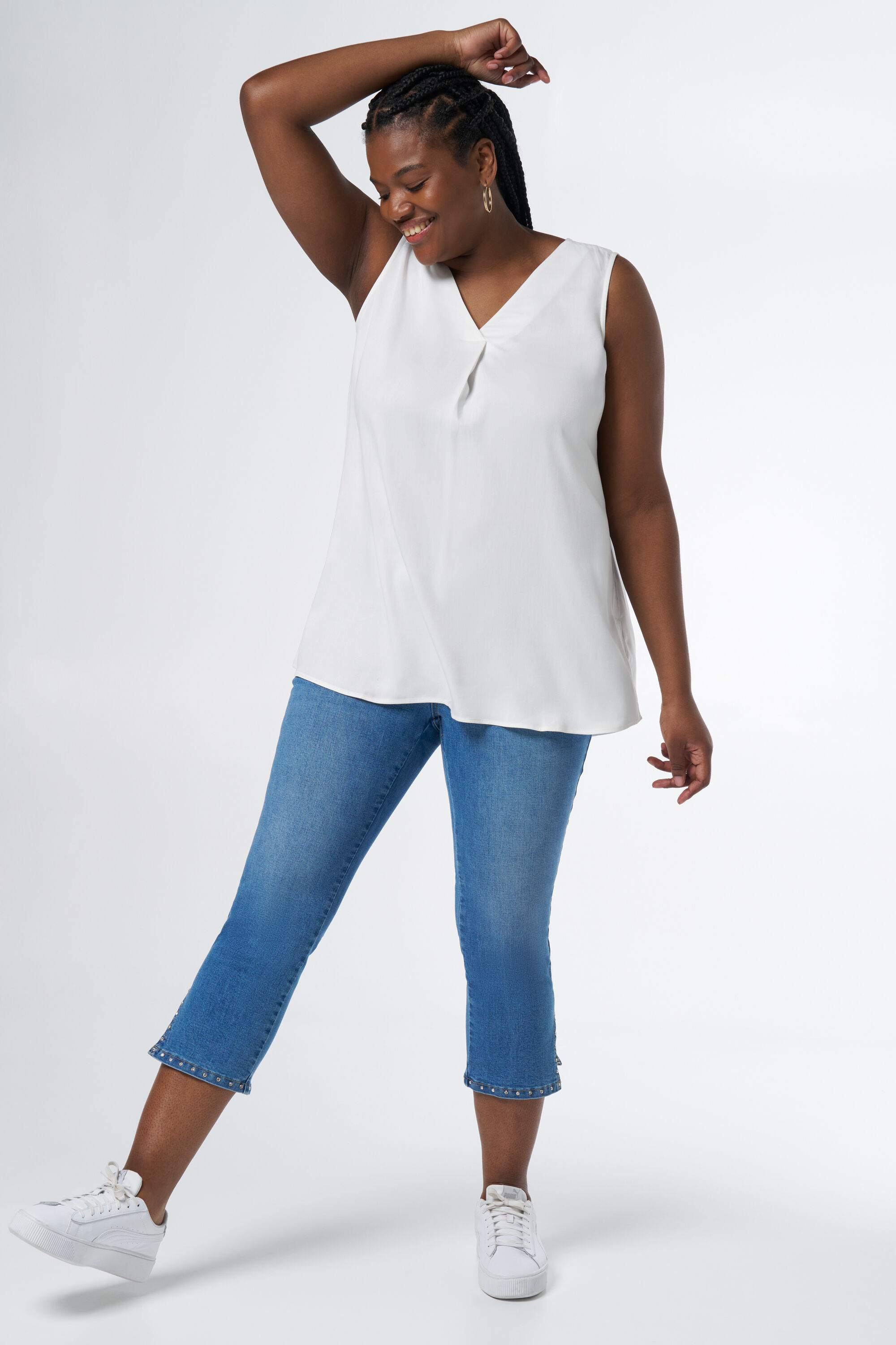 &Auml;rmellose Bluse mit V-Ausschnitt image number 5