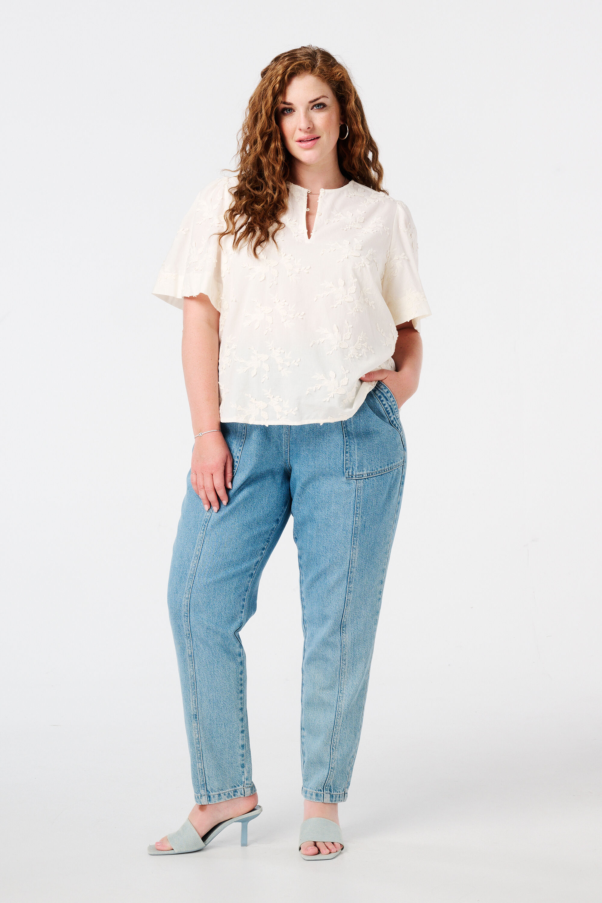 Bluse mit Rundkragen image number 5