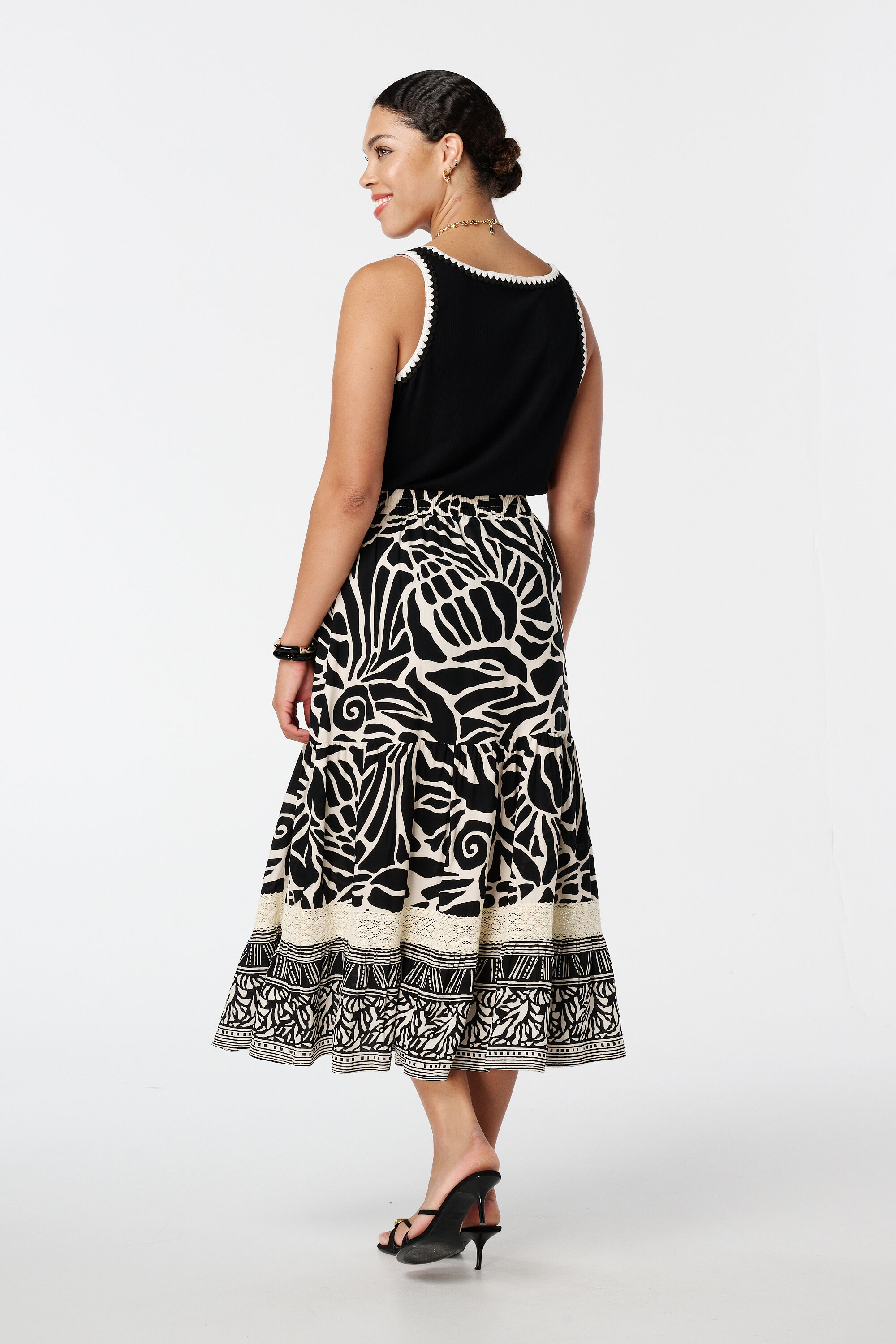 Rock mit Print und Spitzenverzierungen  image number 3