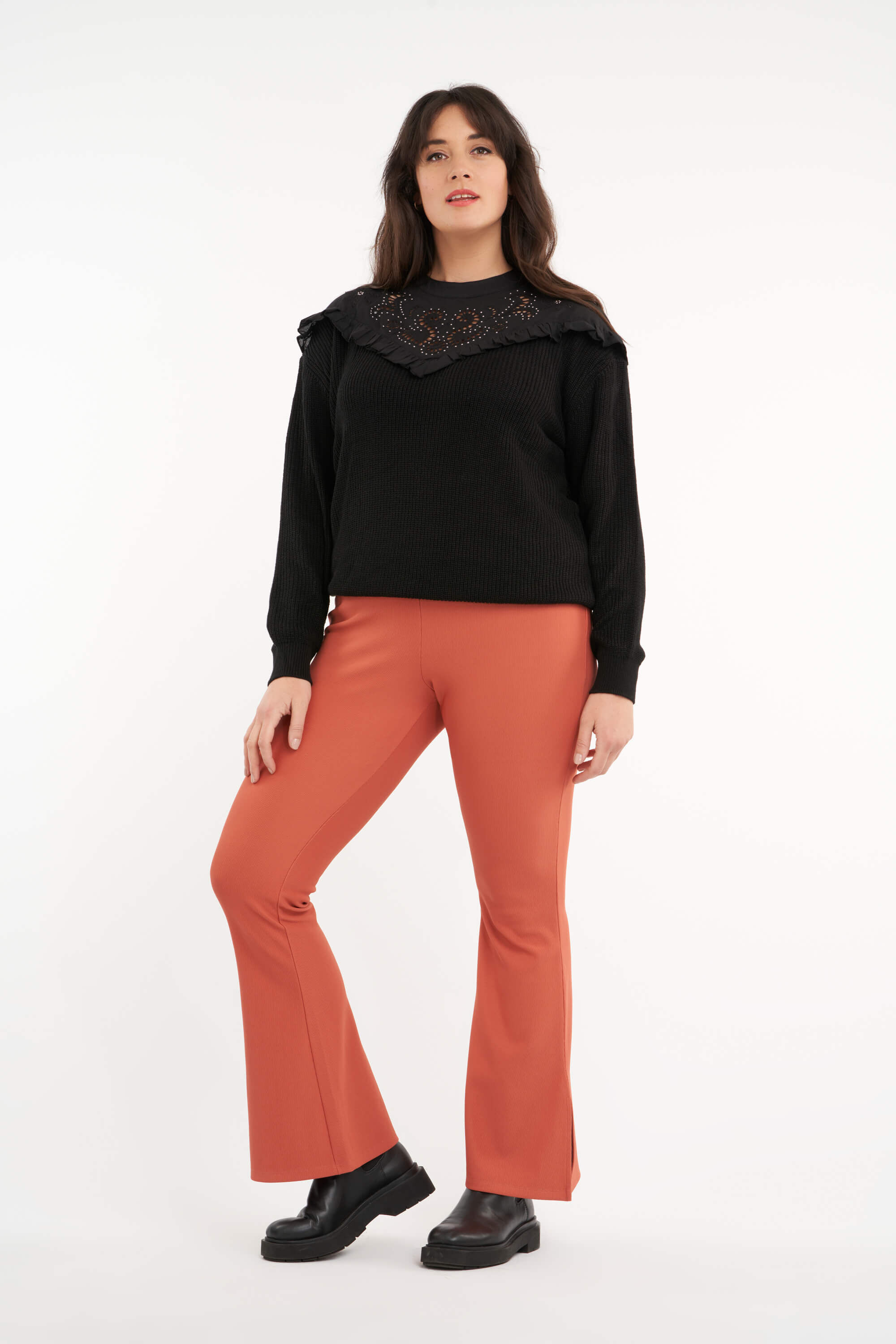Ausgestellte Leggings mit Schlitz image number 5
