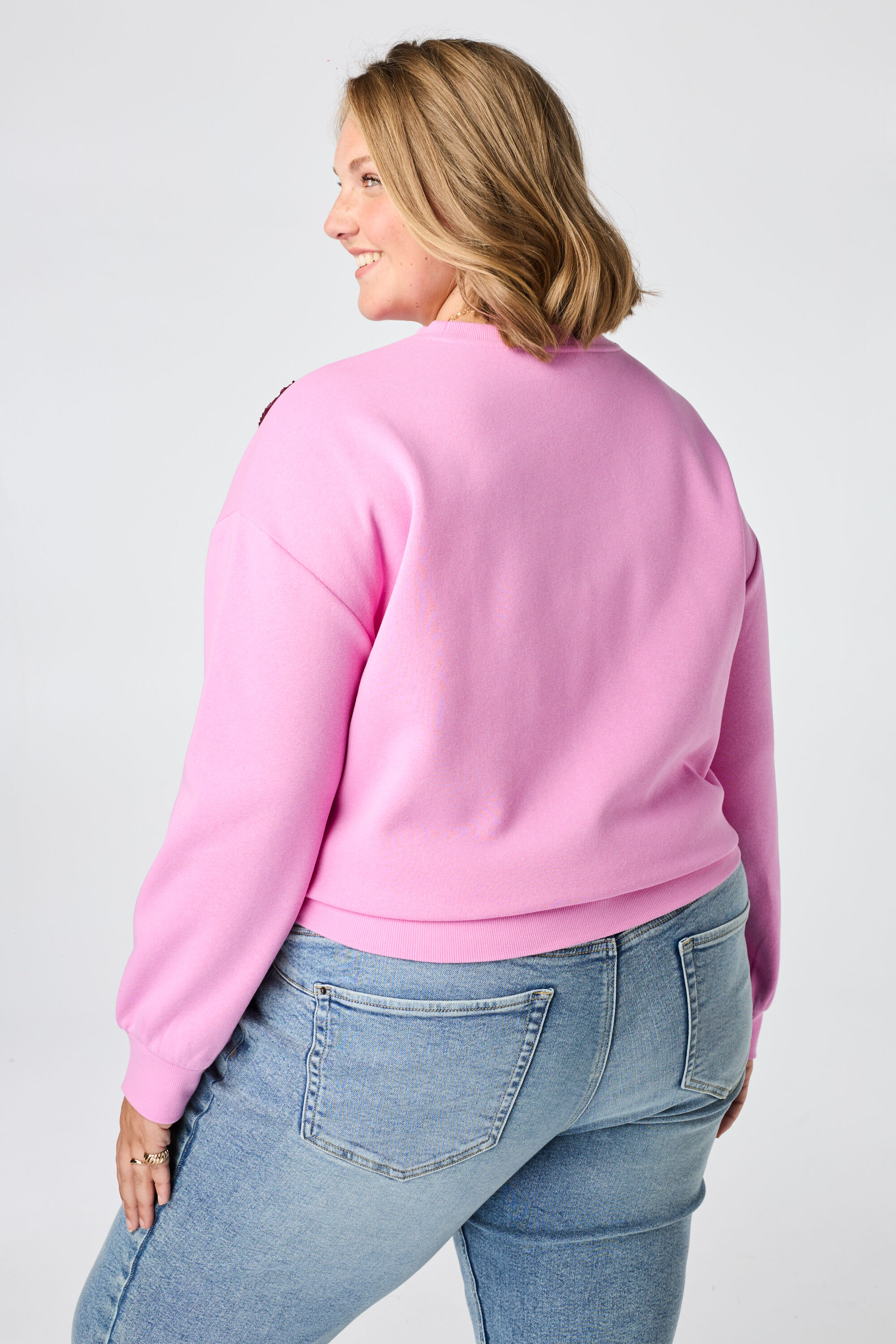 Sweatshirt mit Stickerei image number 3