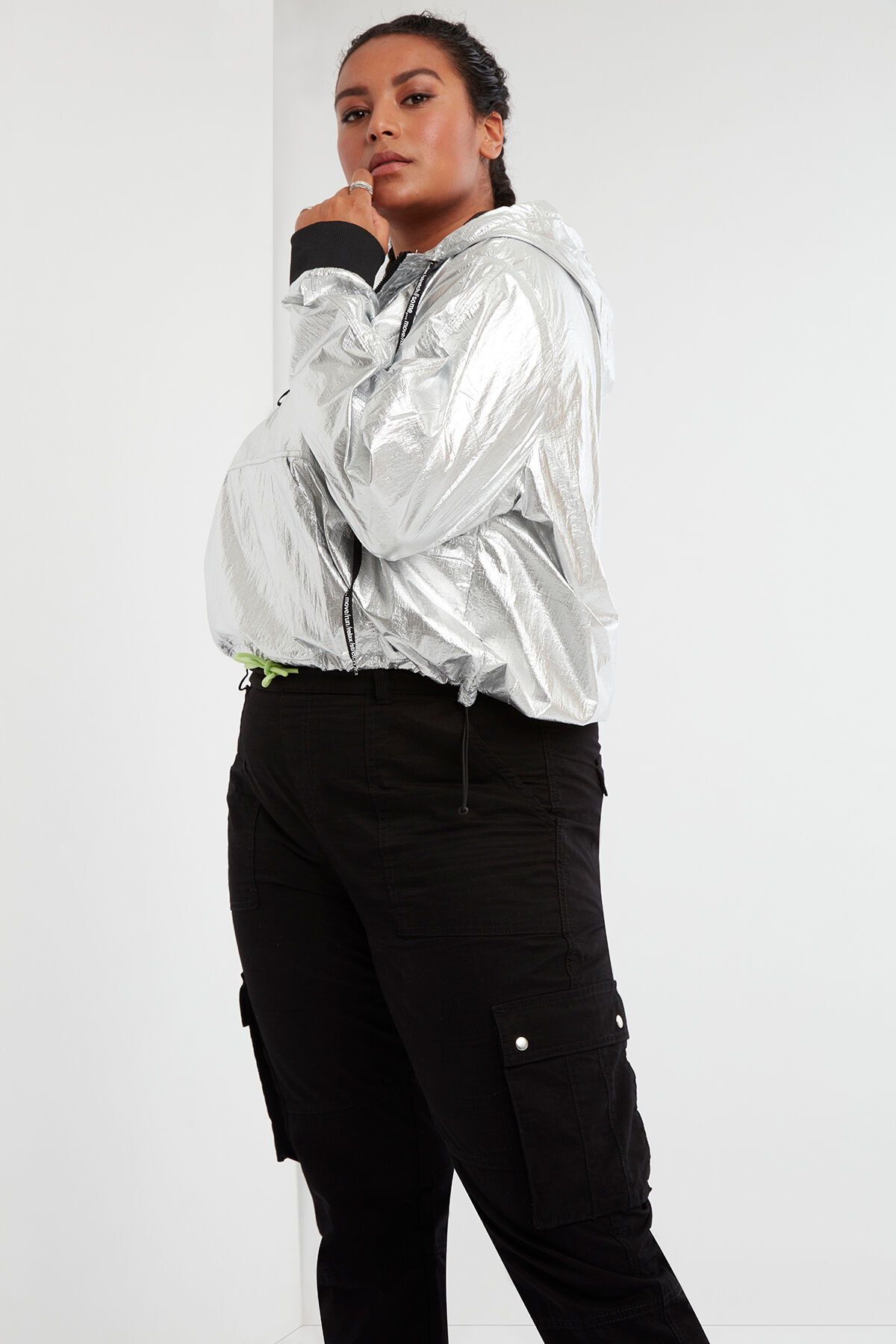 Kurzer Hoodie  image number 4