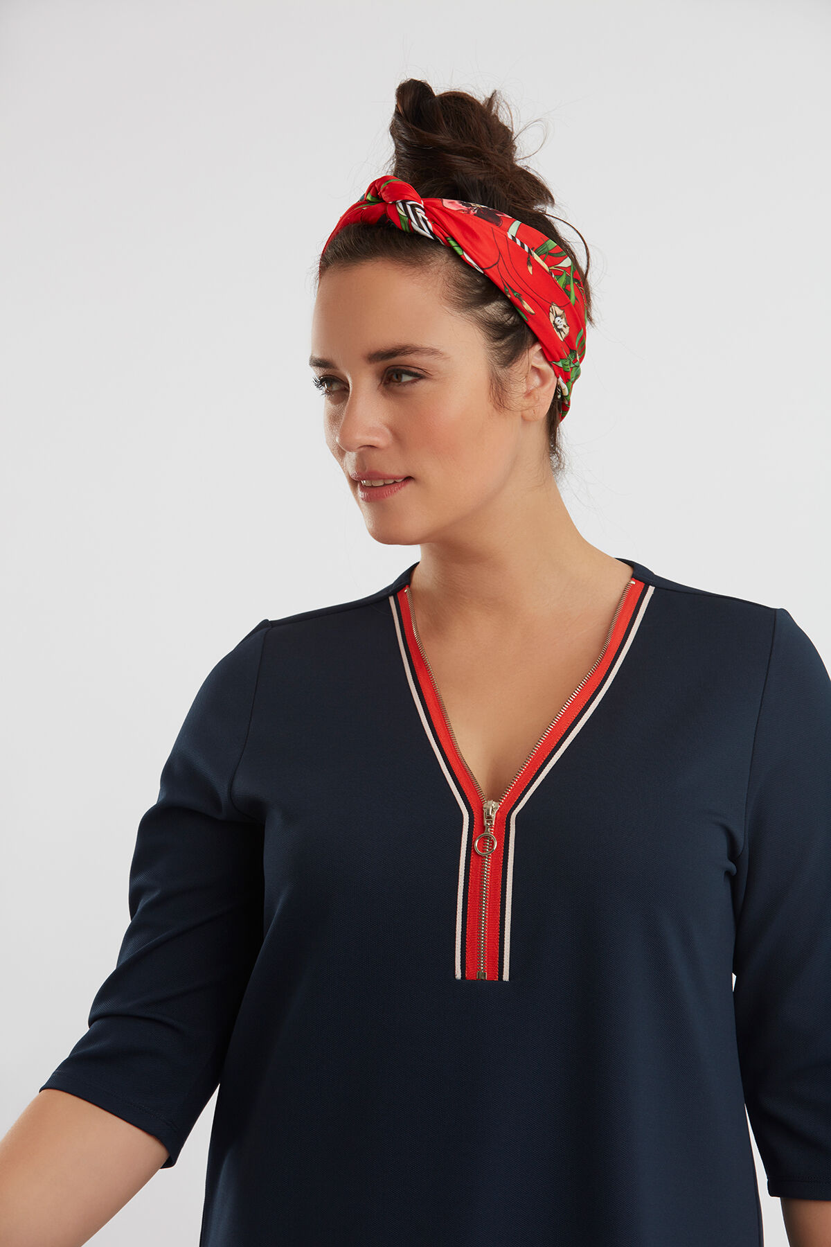 Kleid mit Rei&szlig;verschluss-Detail   image number 3