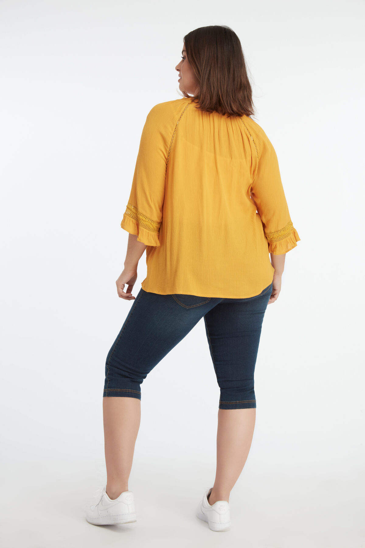 Bluse mit Lochmuster-Details image number 4