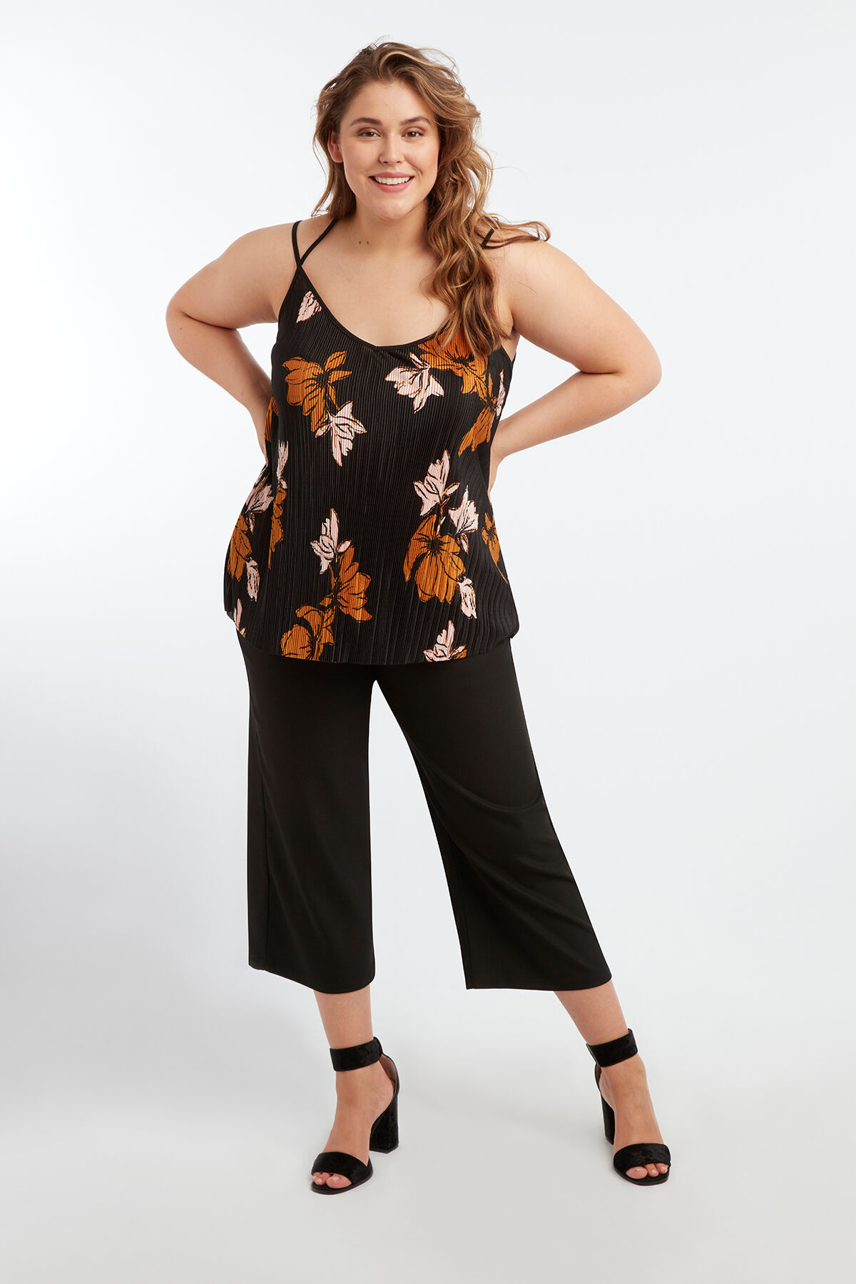 Hose im Cropped-Style image number 4