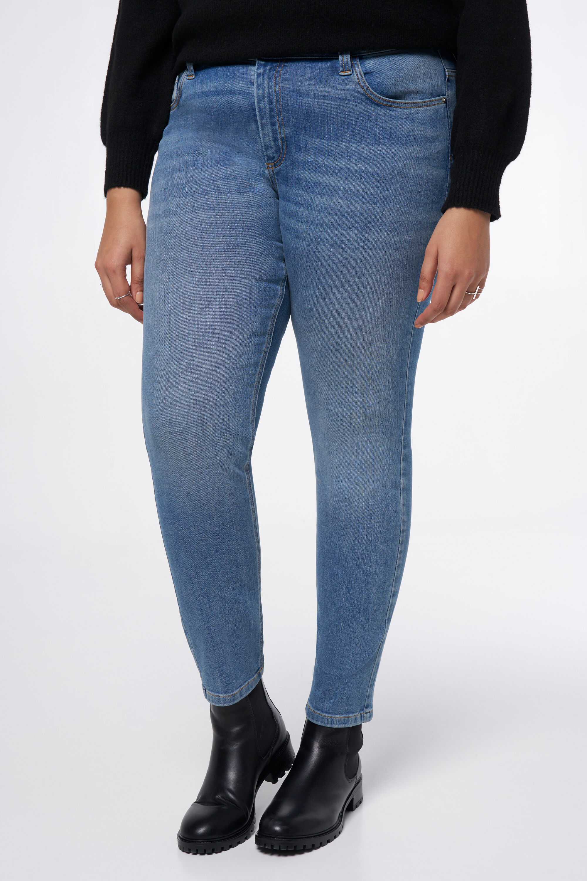 Slim-Leg-Jeans IRIS mit Stretch image number 5