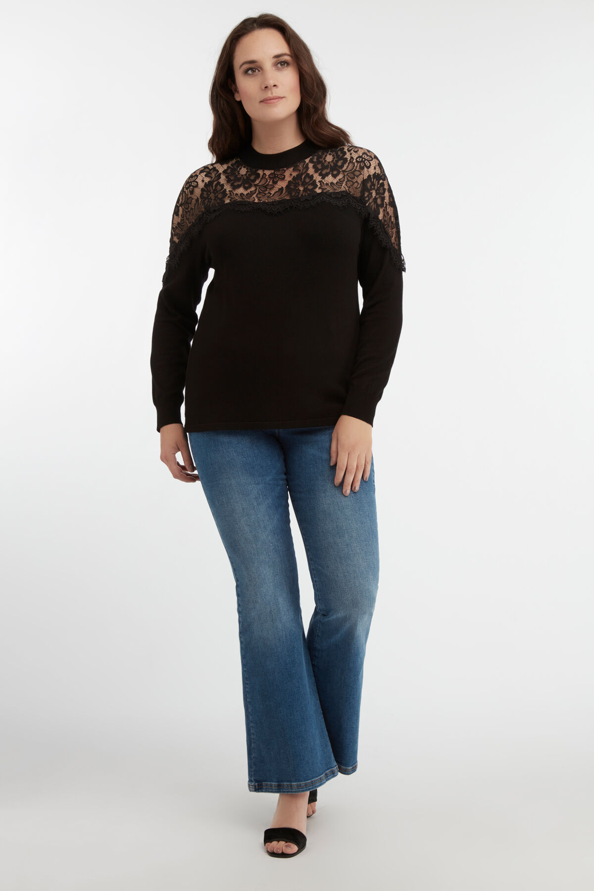 Pullover mit Spitze image number 5