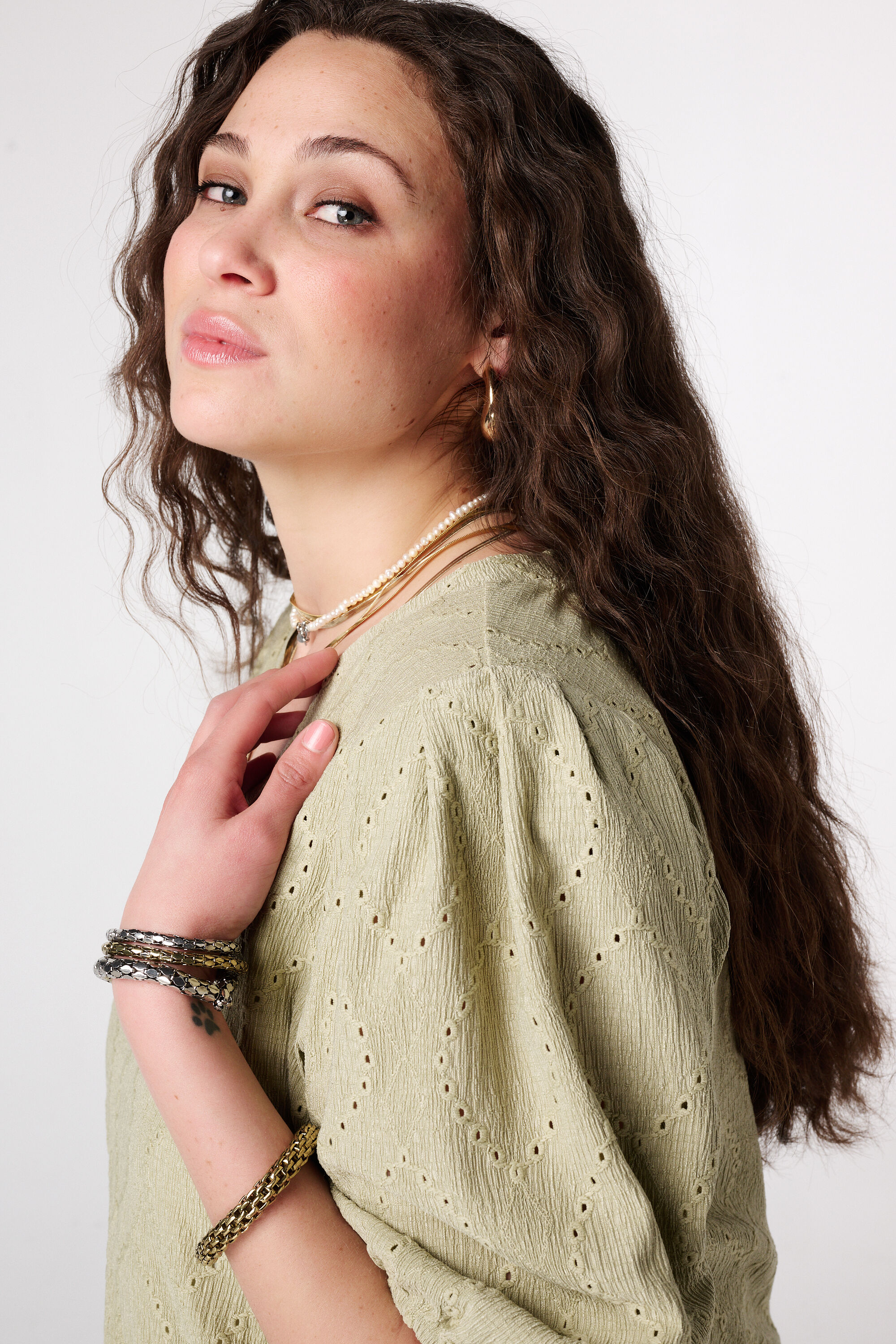 Top mit Broderie-Look image number 4