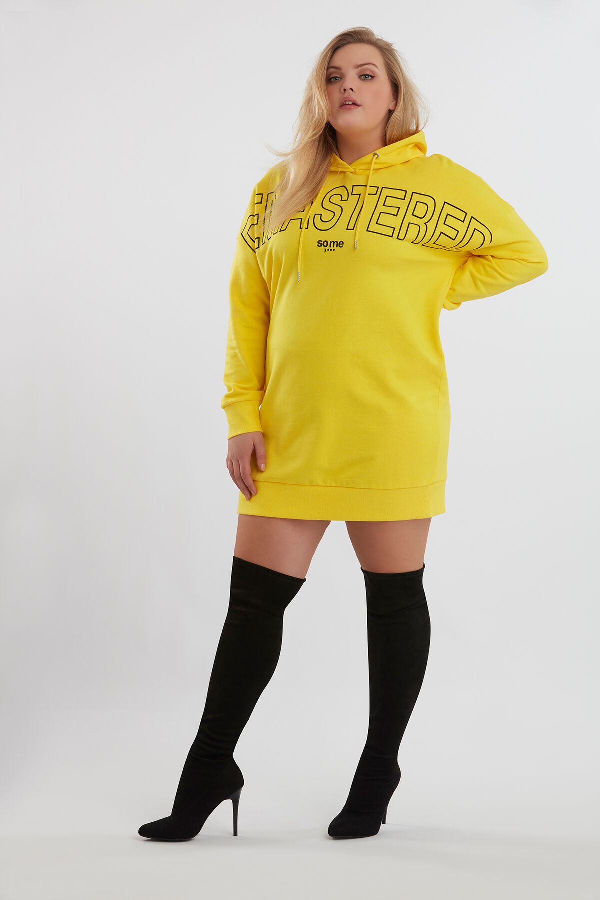 Sweater-Kleid mit Rubber-Print image number 3