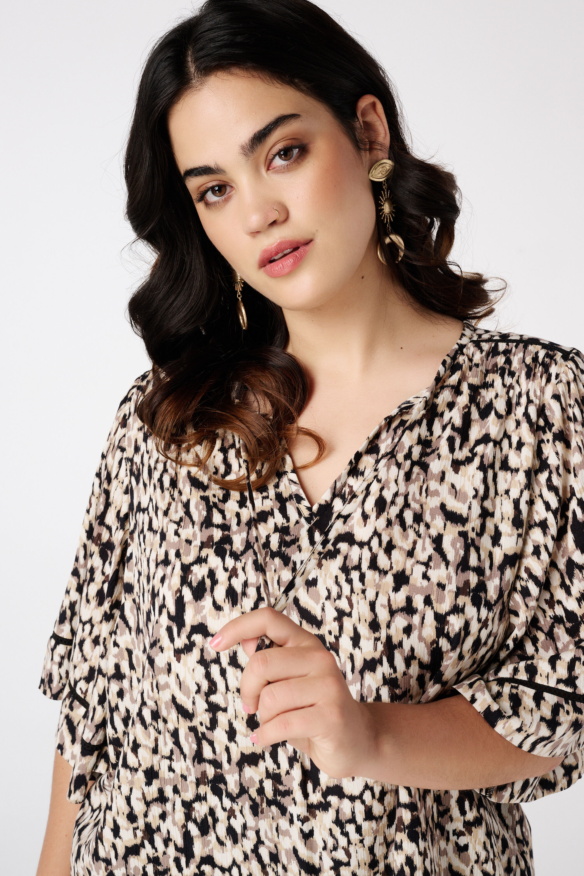 Bluse mit Druck und Schleifendetail image number 4