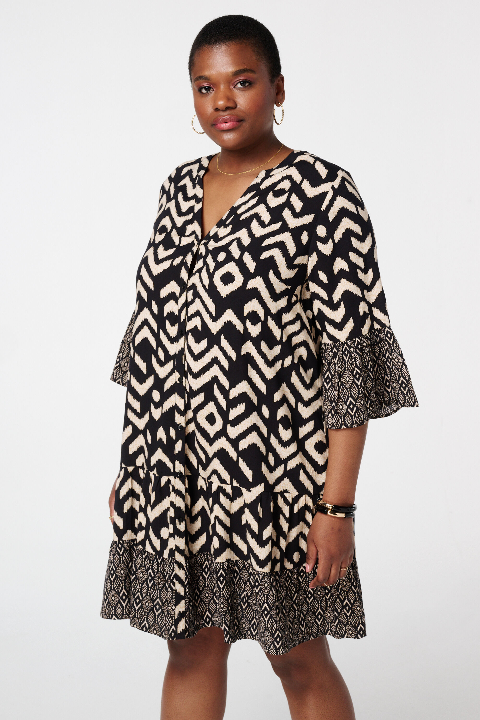 Luftiges Kleid mit Print  image number 5