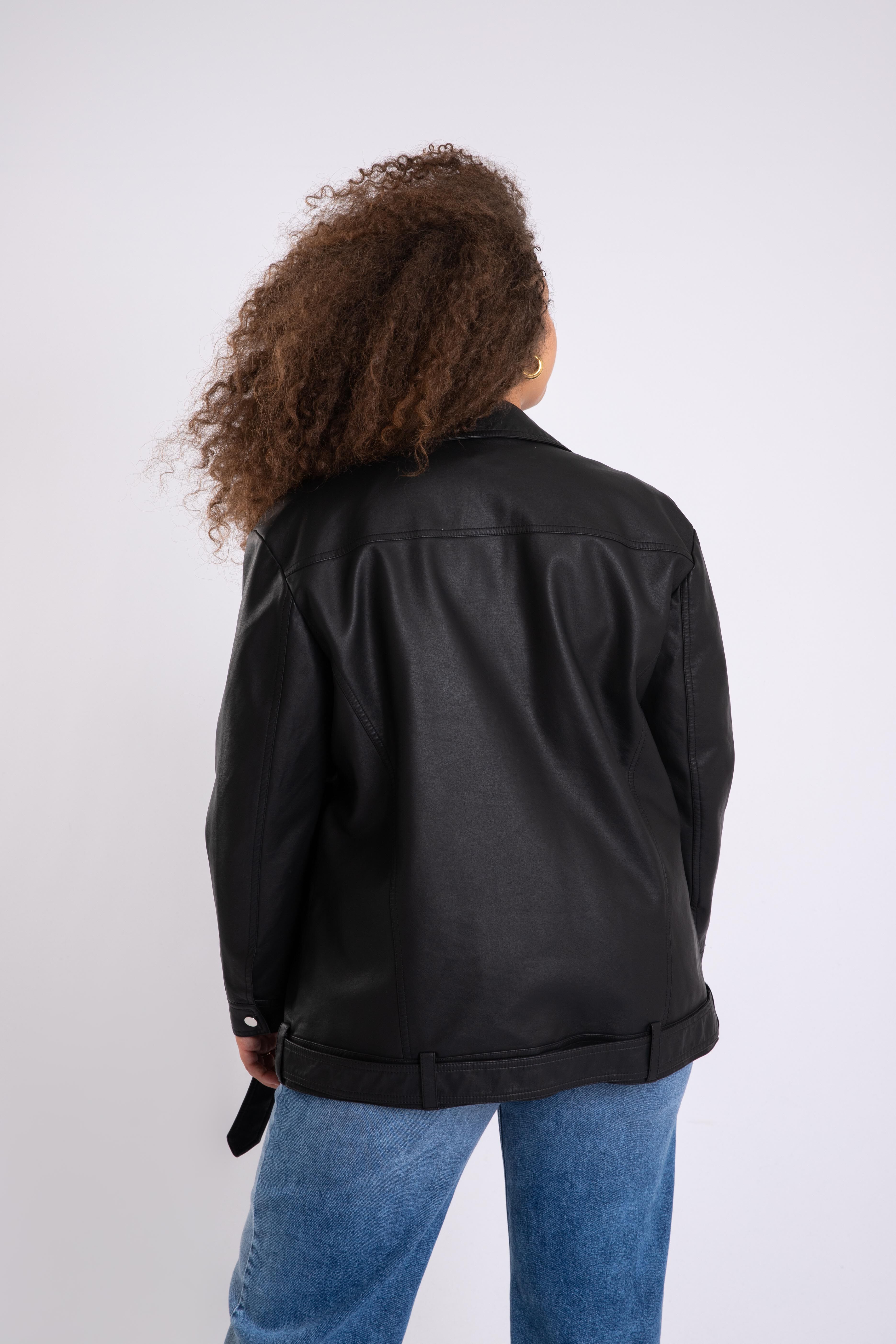 &Uuml;bergro&szlig;e Kunstleder-Bikerjacke image number 3