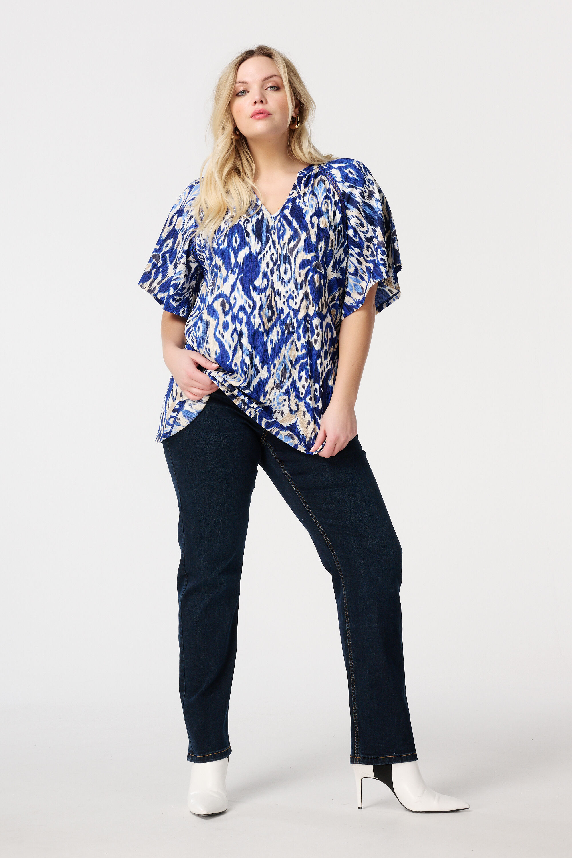 Top mit Print und gestickten Verzierungen image number 5