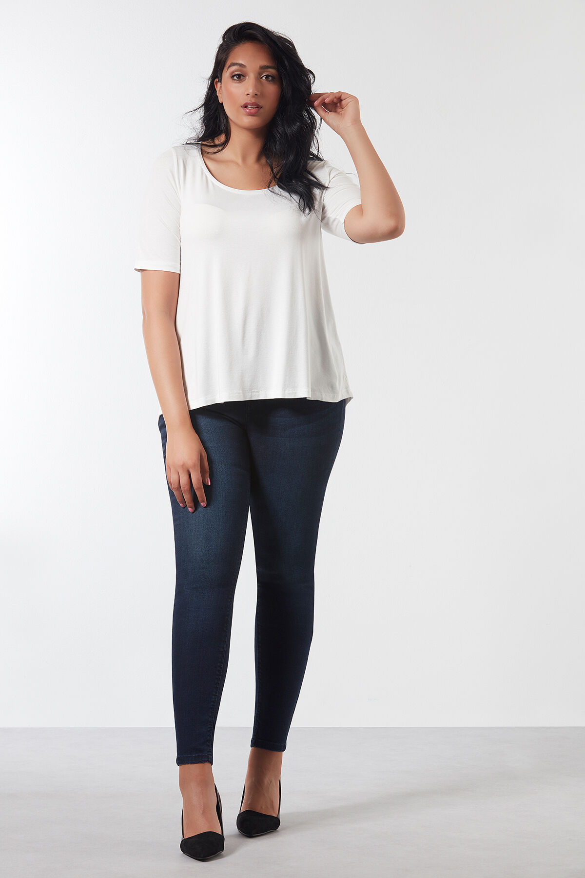 T-Shirt mit l&auml;ngerem R&uuml;cken image number 3