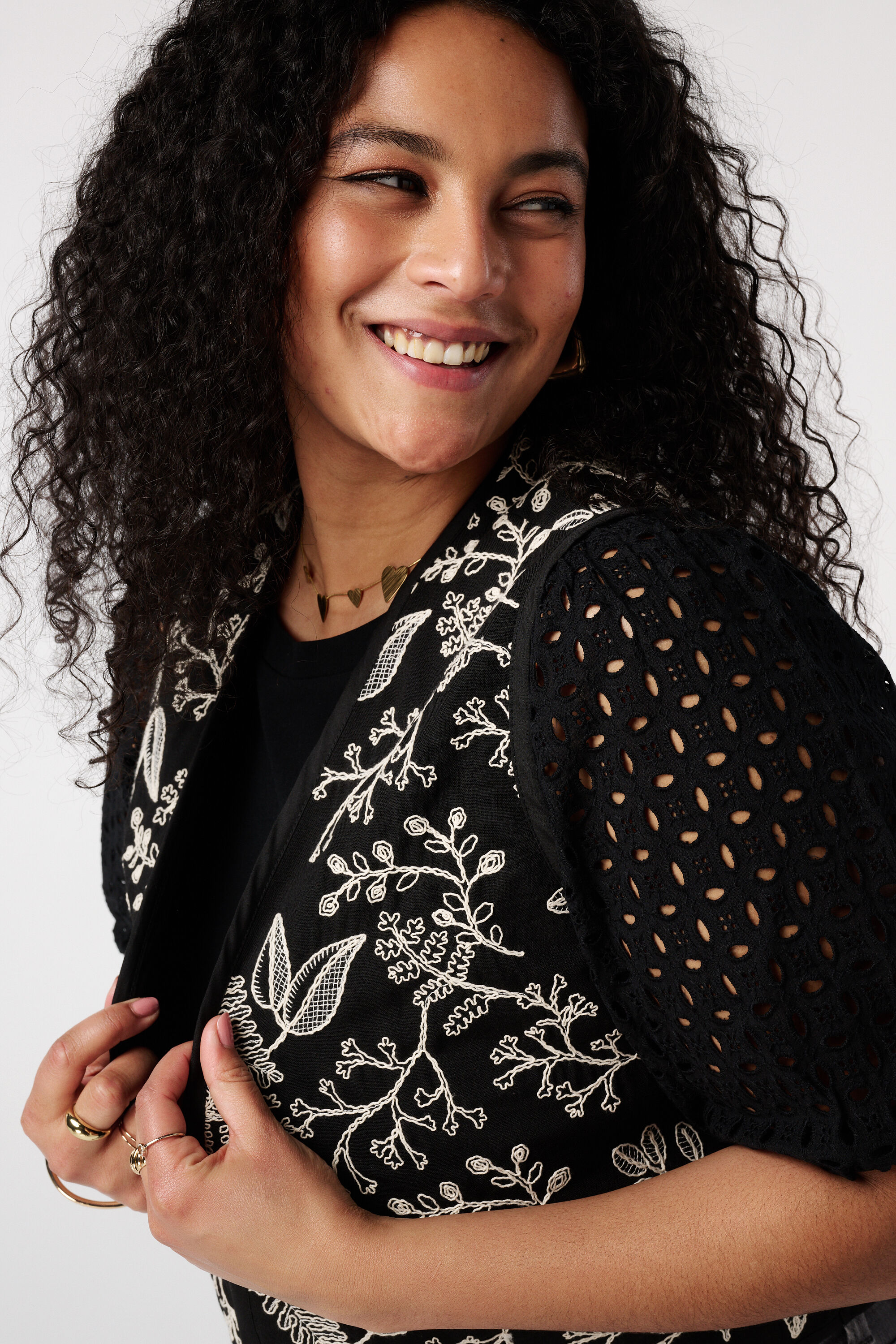 Bestickte Weste  image number 4