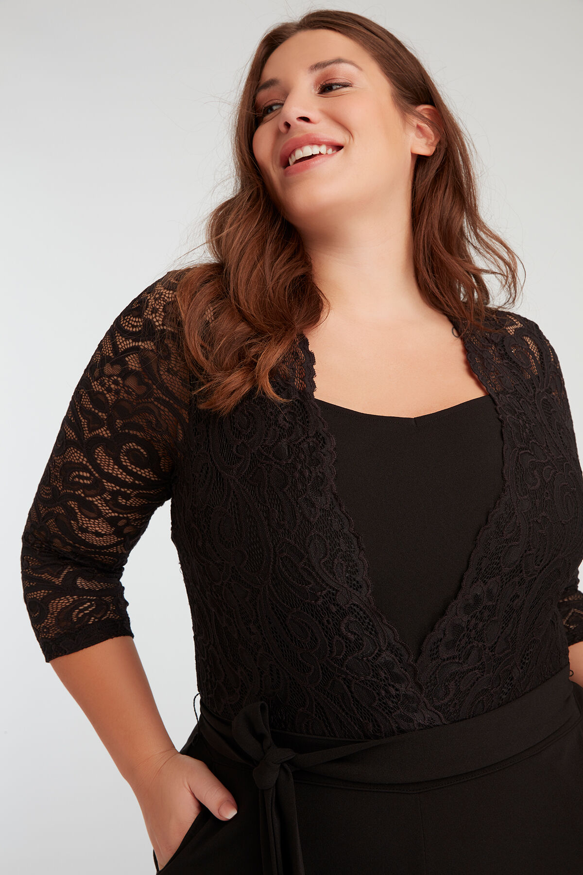 Jumpsuit mit Spitze image number 7