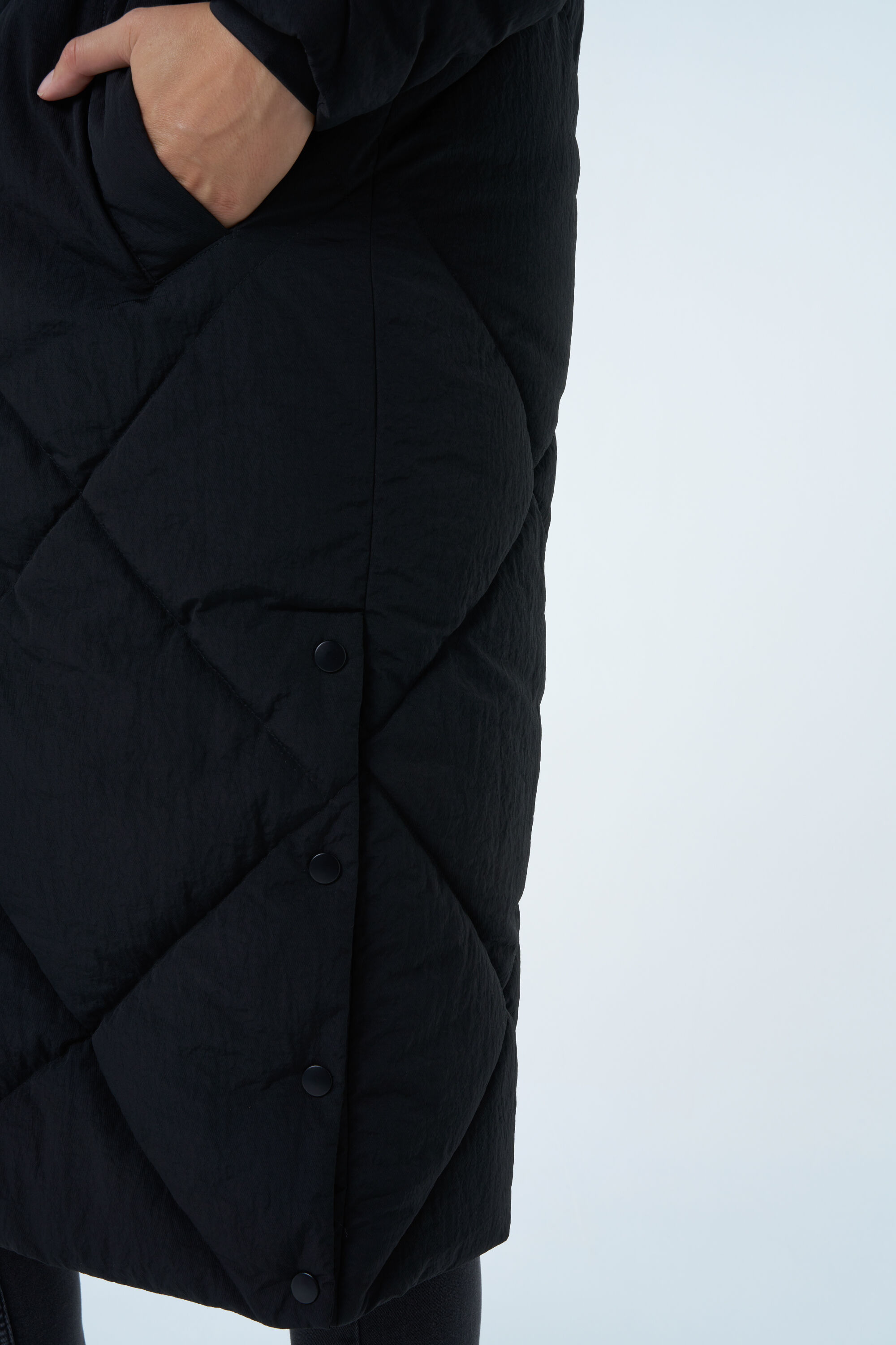 Lange Steppjacke mit Kapuze  image number 5