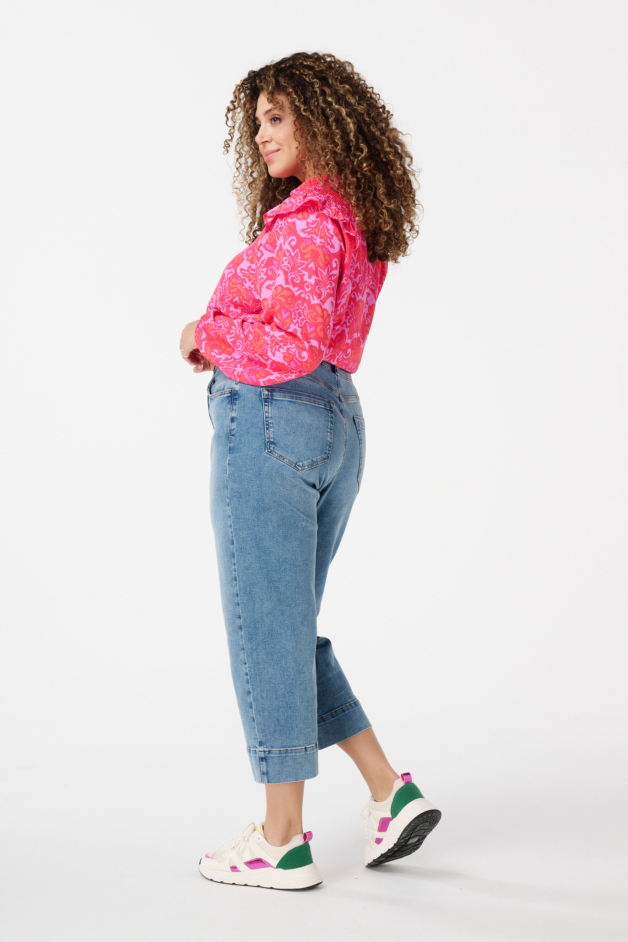 Straight-Leg Jeans mit Ziern&auml;hten image number 3