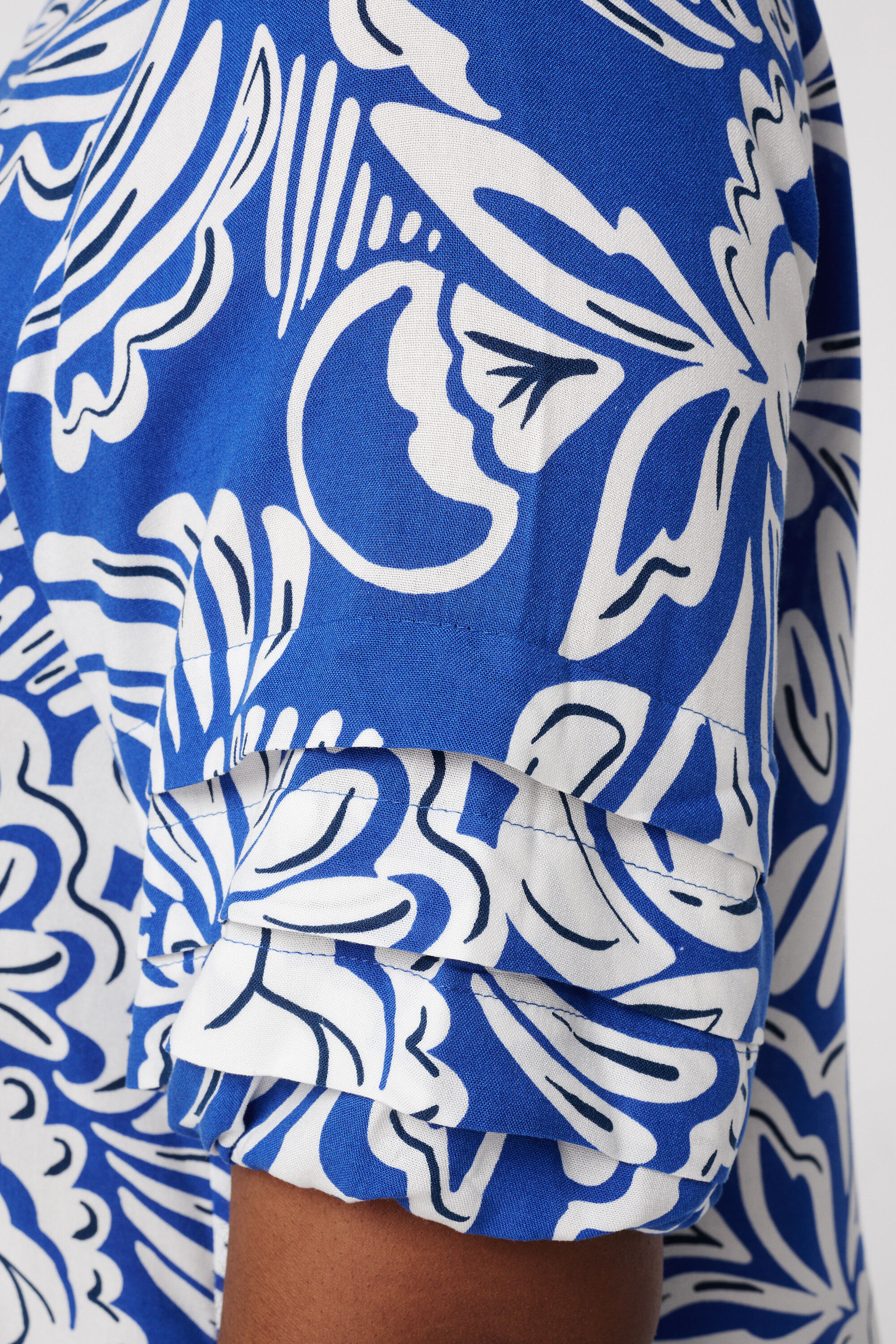 Bluse mit Print und verspielten &Auml;rmeln image number 6