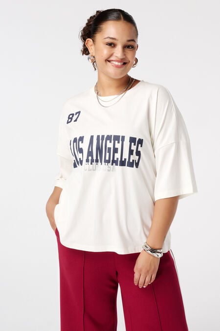 Lockeres T-Shirt mit Schriftzug Lockeres T-Shirt mit Schriftzug