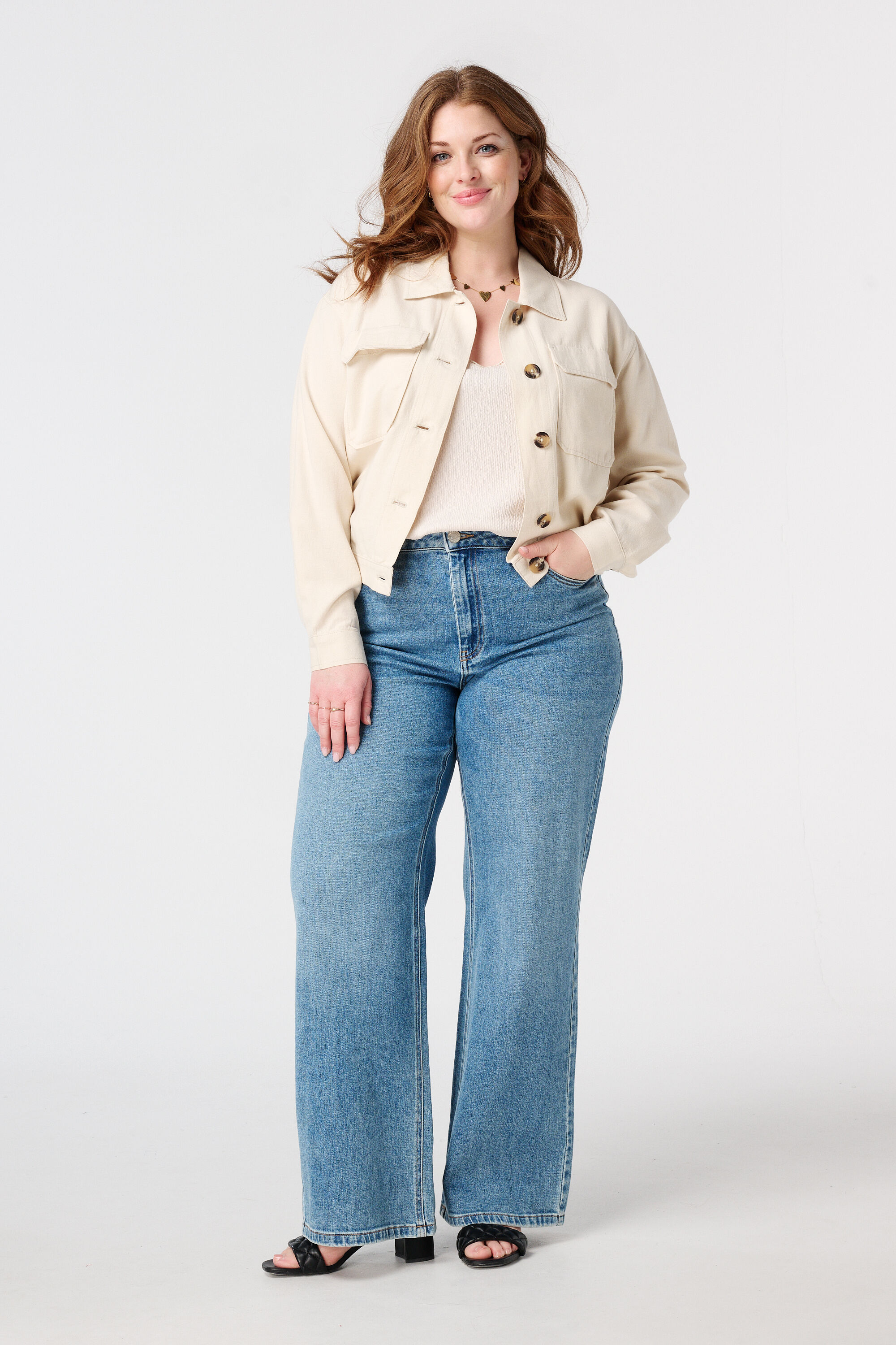 Leinenweste mit kn&ouml;pfen image number 5